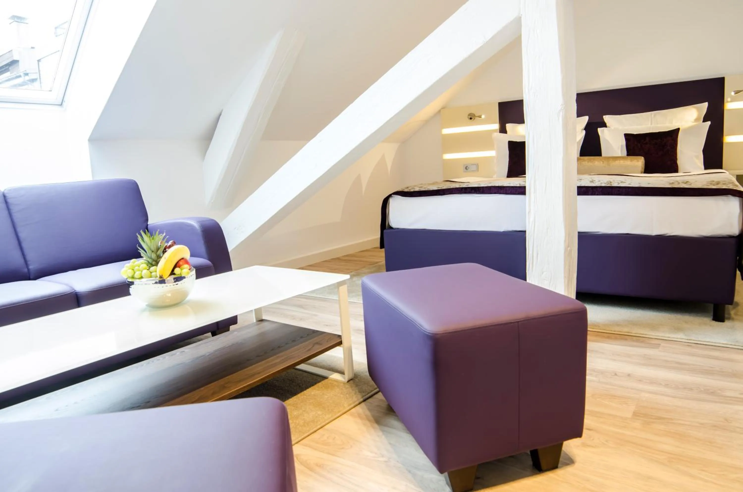 Photo of the whole room, Bed in Hotel Merkur - Superior