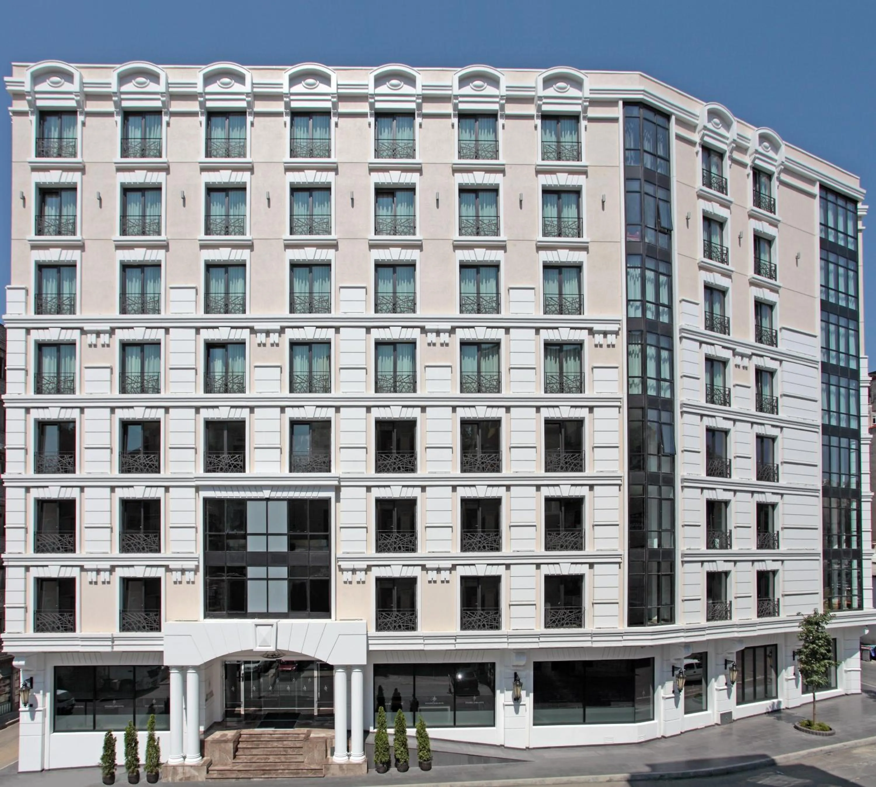 Facade/entrance in Istanbul Dora Hotel