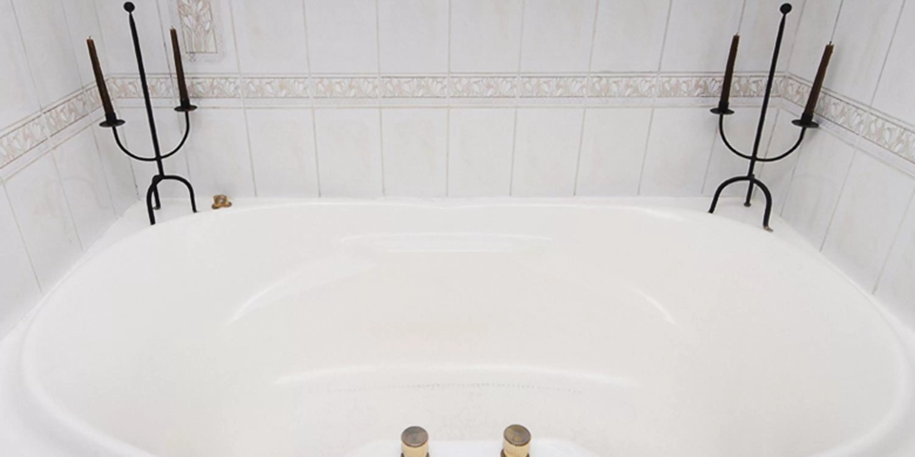 Bathroom in The Old Priory B&B
