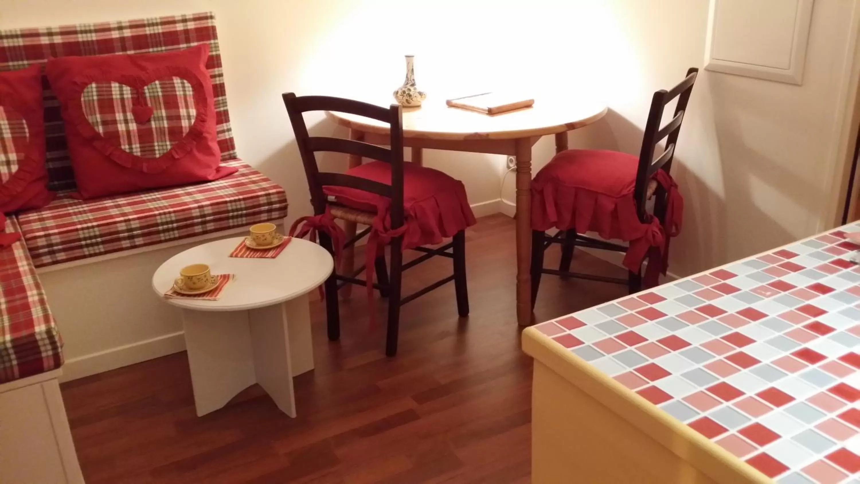 Decorative detail in la Résidence Berceau de Bernadette - Bernadette's cradle - Near Bernadette'House