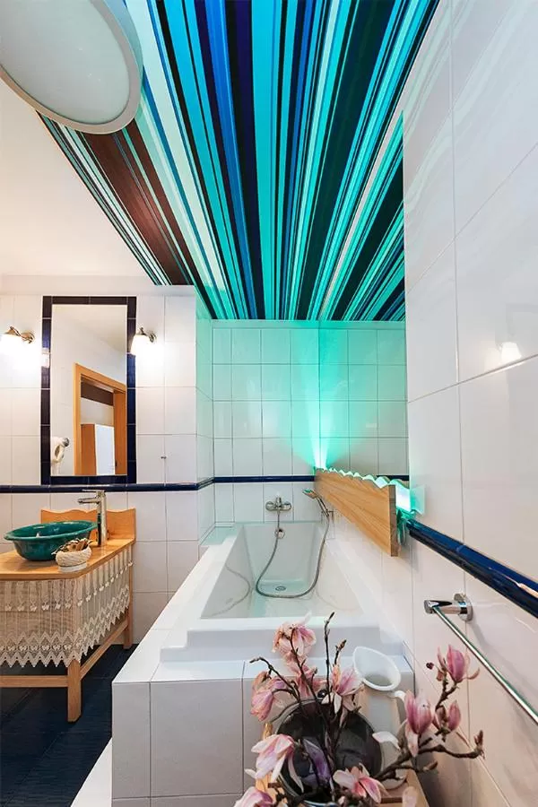 Bathroom, Bed in Hotel Piwniczna SPA&Conference