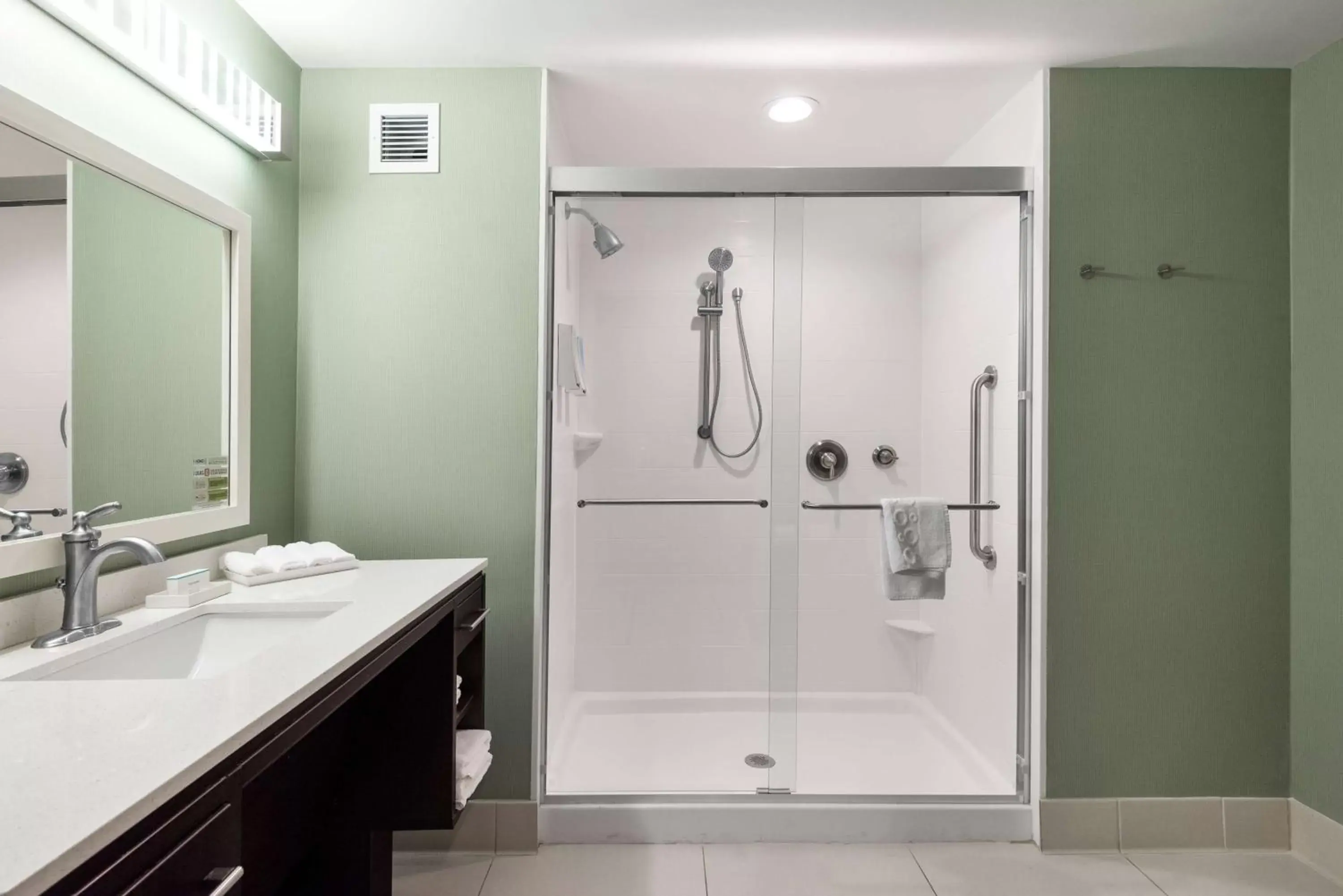 Bathroom in Home2 Suites By Hilton Ft. Lauderdale Airport-Cruise Port