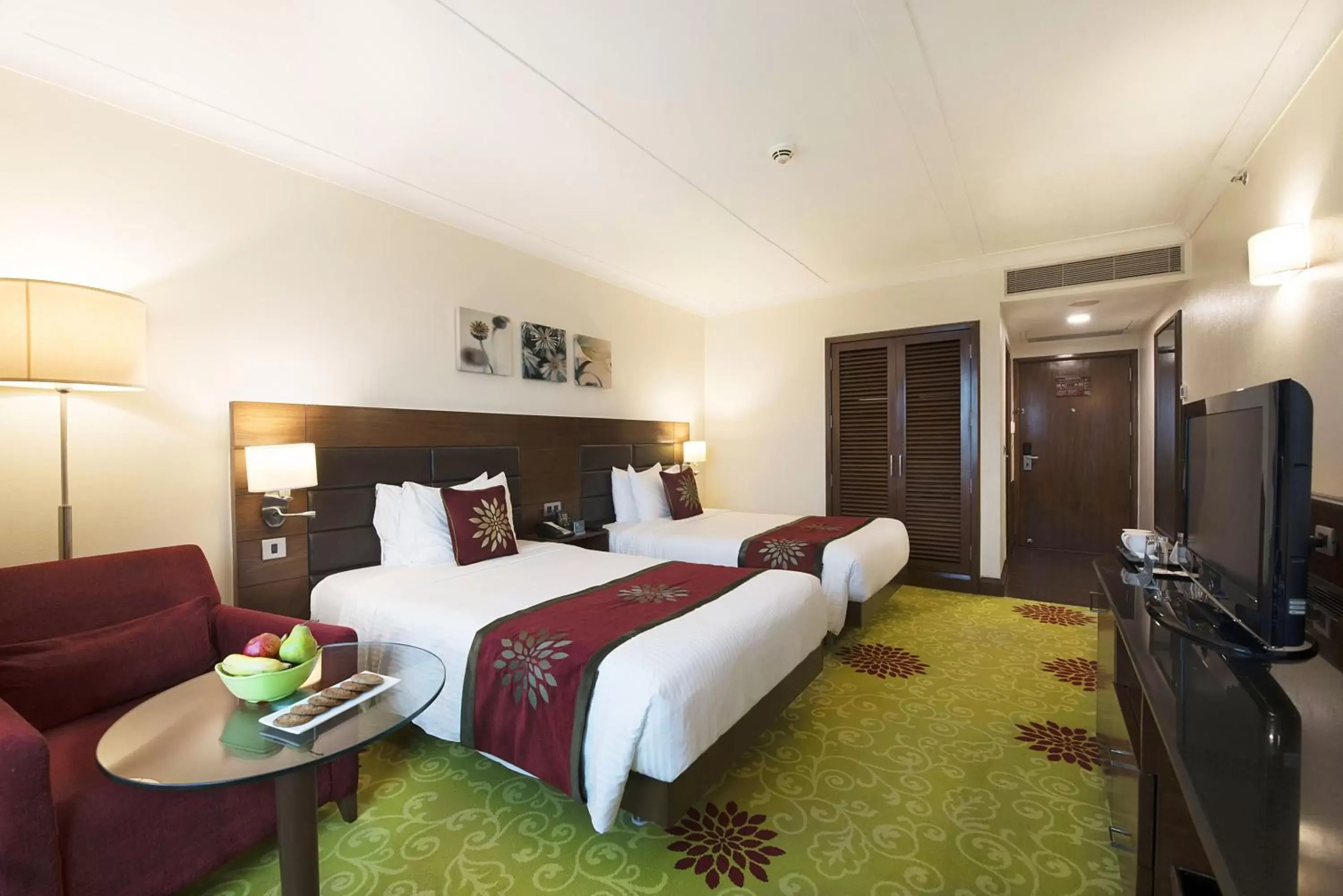 Bedroom in Hilton Garden Inn New Delhi/Saket