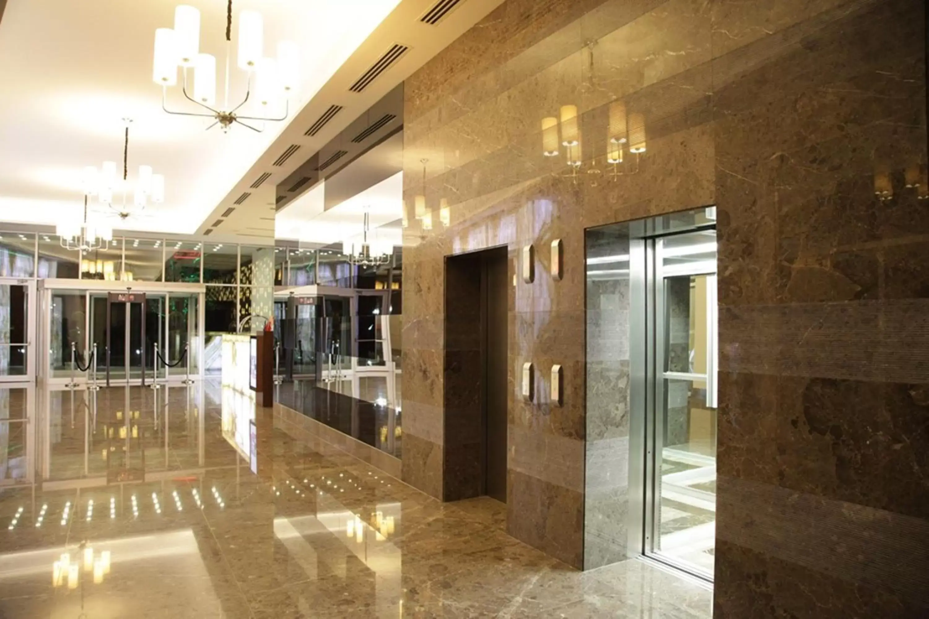 Lobby or reception in Yalova Lova Hotel & SPA Yalova