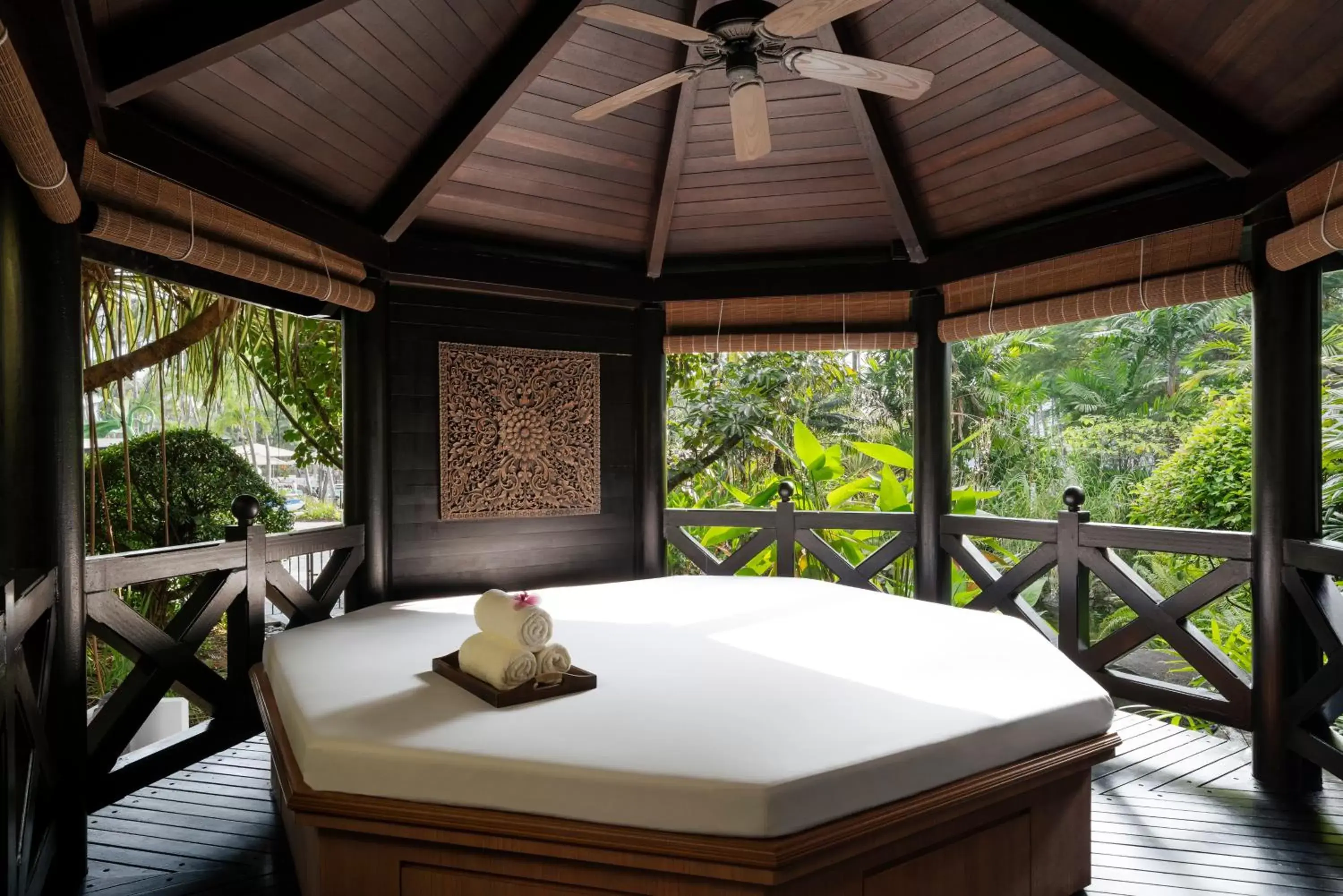Massage in Shangri-La Rasa Sentosa, Singapore