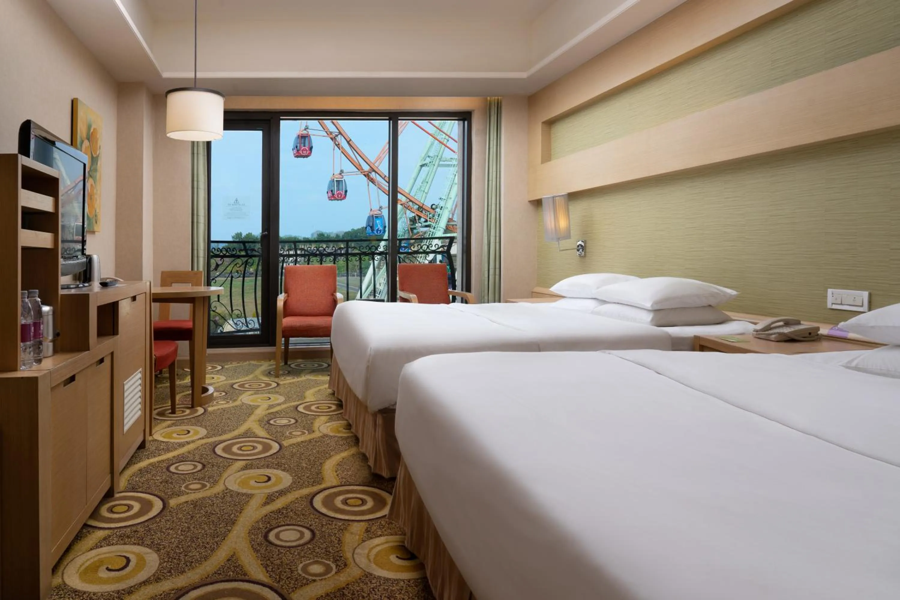 Photo of the whole room, Bed in E-DA Royal Hotel