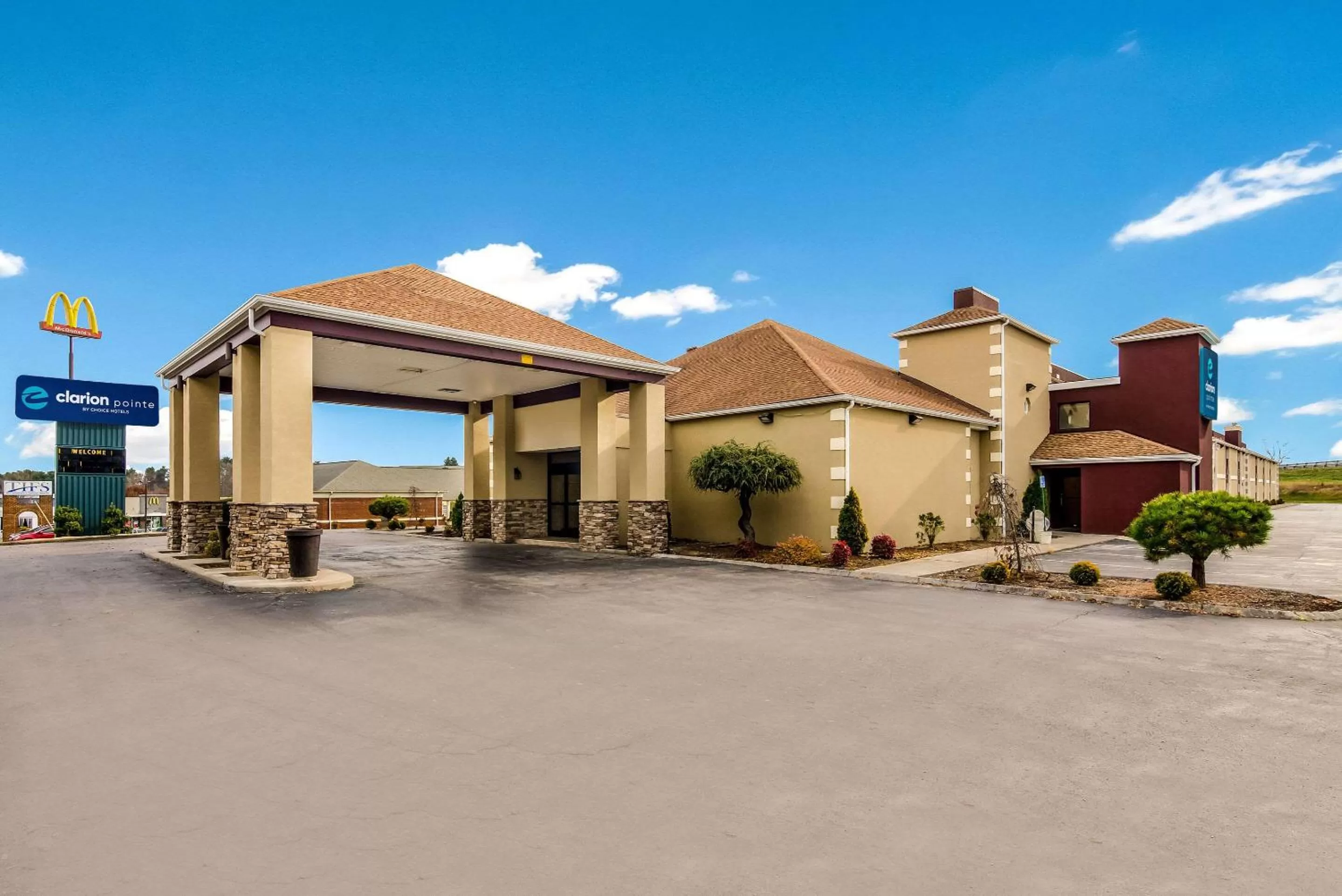 Spark by Hilton Abingdon I-81 near Fairgrounds