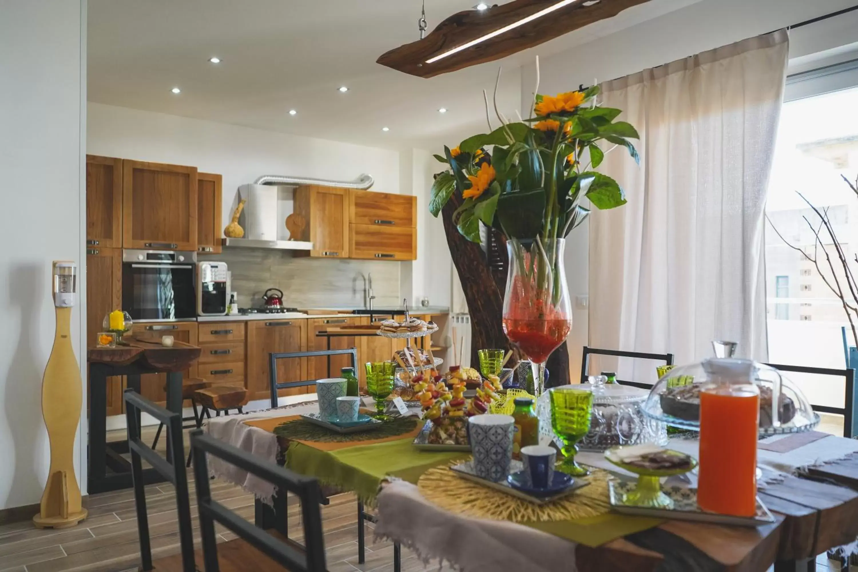 Dining area, Kitchen/Kitchenette in Ulivo Design b&b