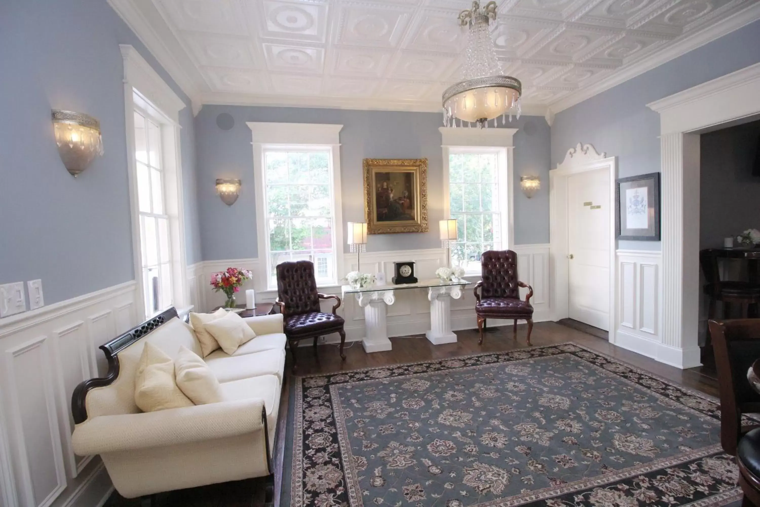 Lobby or reception, Seating Area in The Dahlonega Square Hotel & Villas