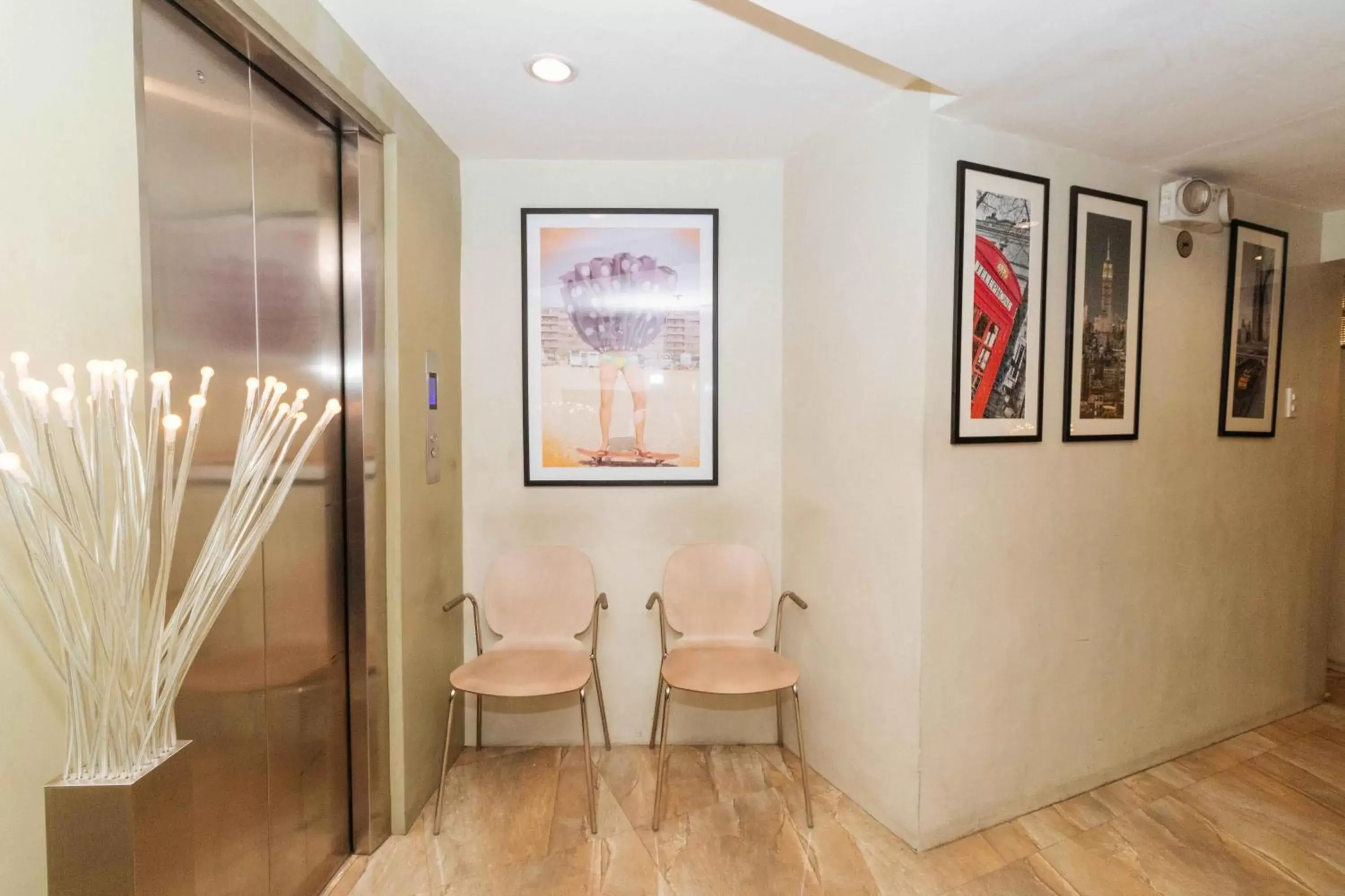 Lobby or reception in RedDoorz at Hotel Rosemarie Lobby or reception in RedDoorz at Hotel Rosemarie