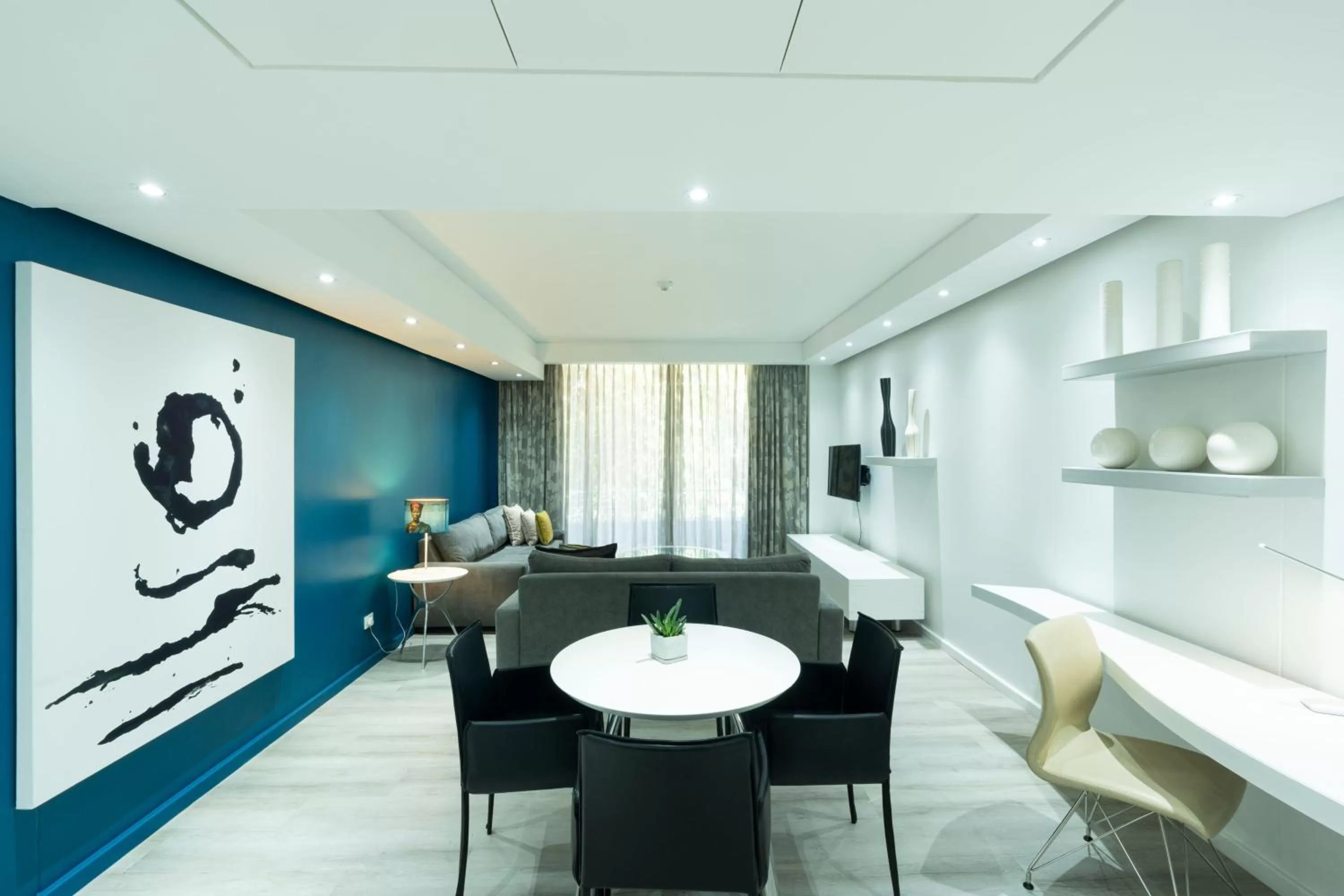 Living room in Protea Hotel by Marriott Cape Town North Wharf