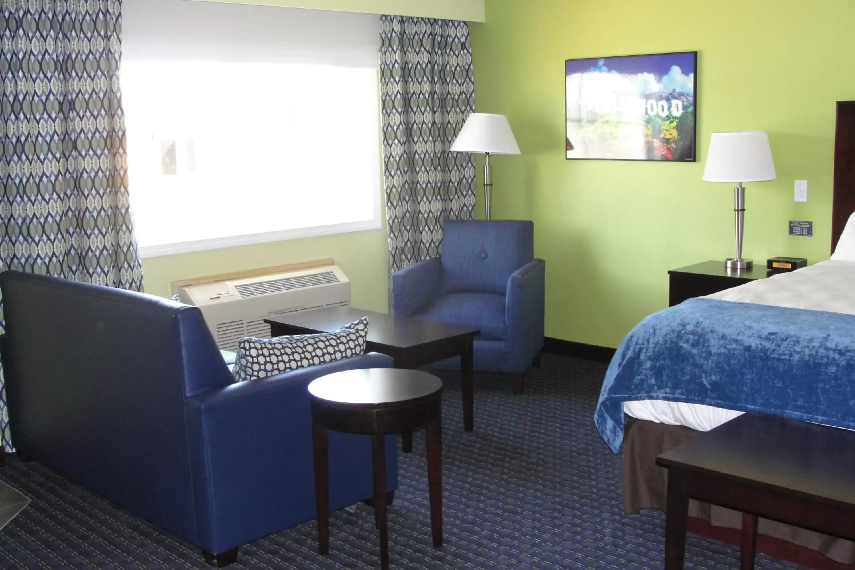 Living room, Seating Area in Starlight Inn