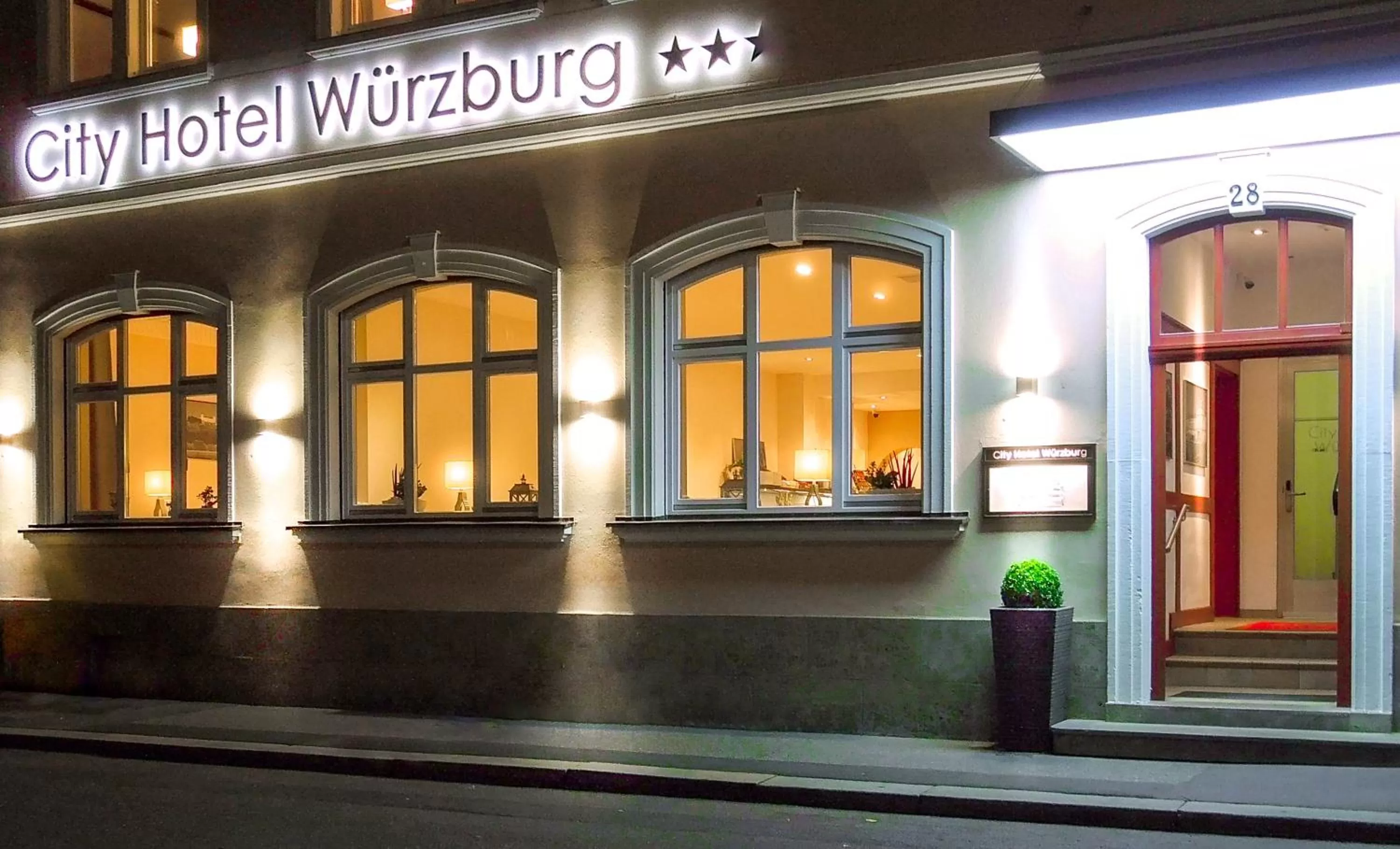 Facade/entrance in City Hotel Würzburg