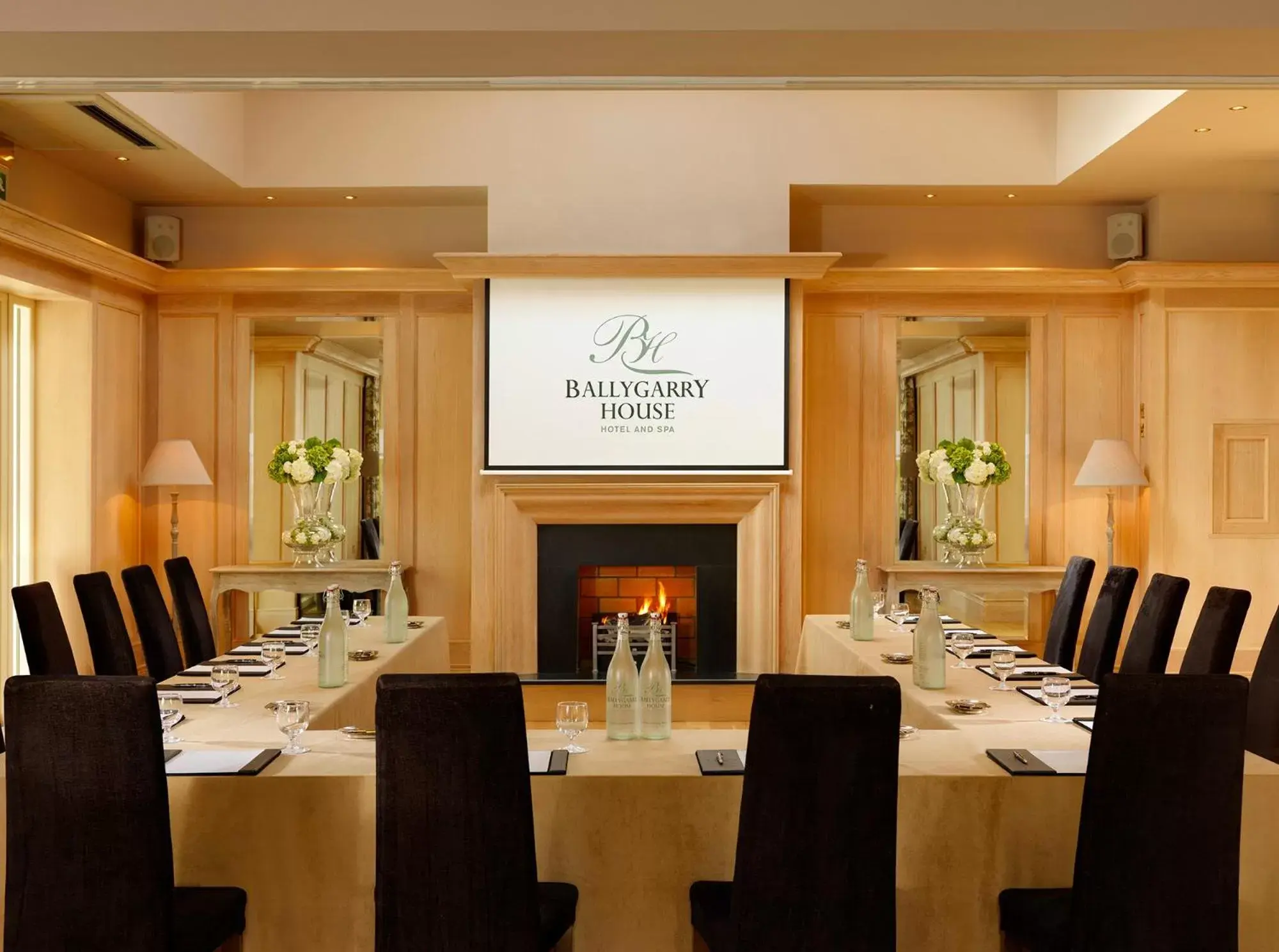Business facilities, Restaurant/Places to Eat in Ballygarry Estate Hotel & Spa