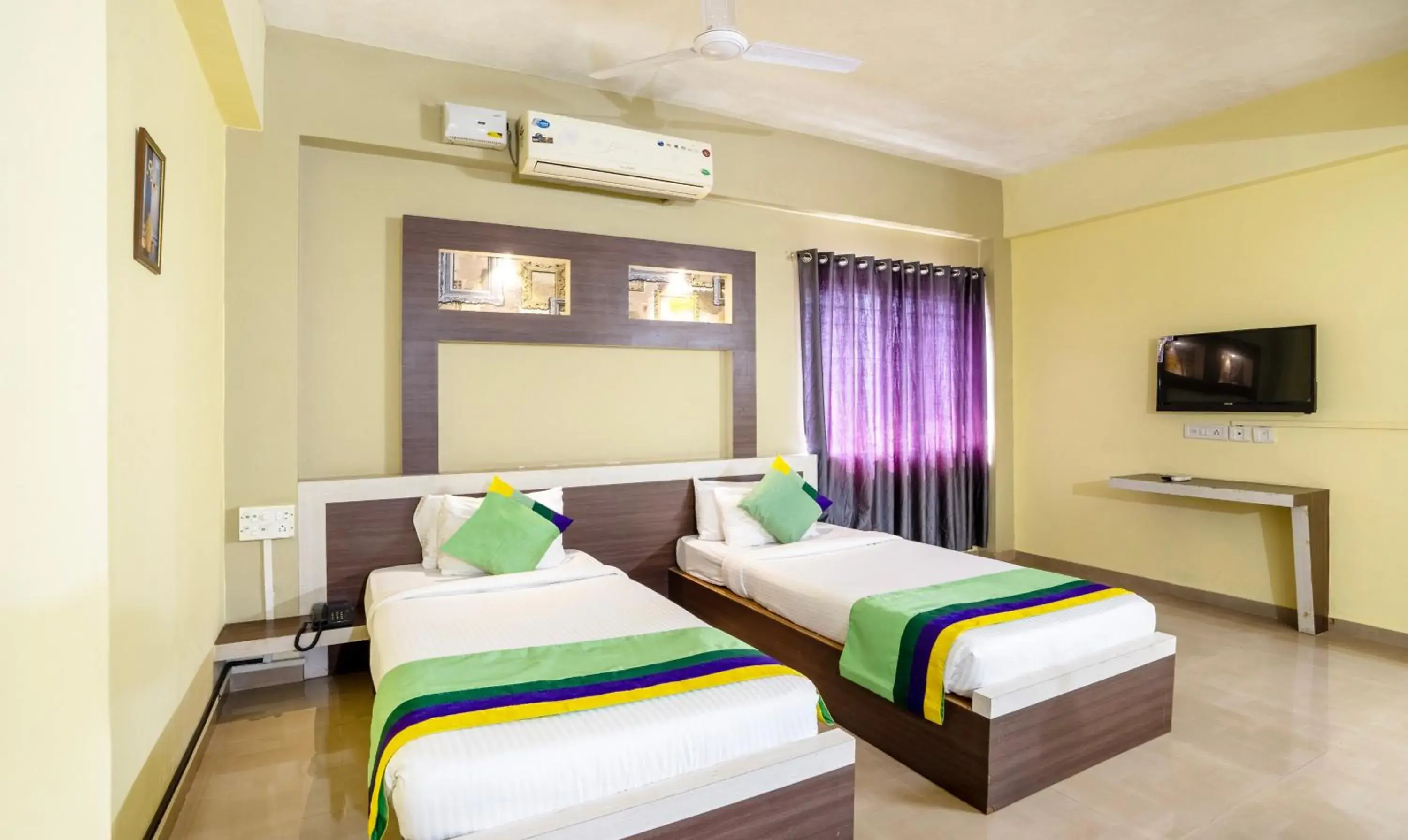 Bedroom, Bed in Hotel Vijaya Residency