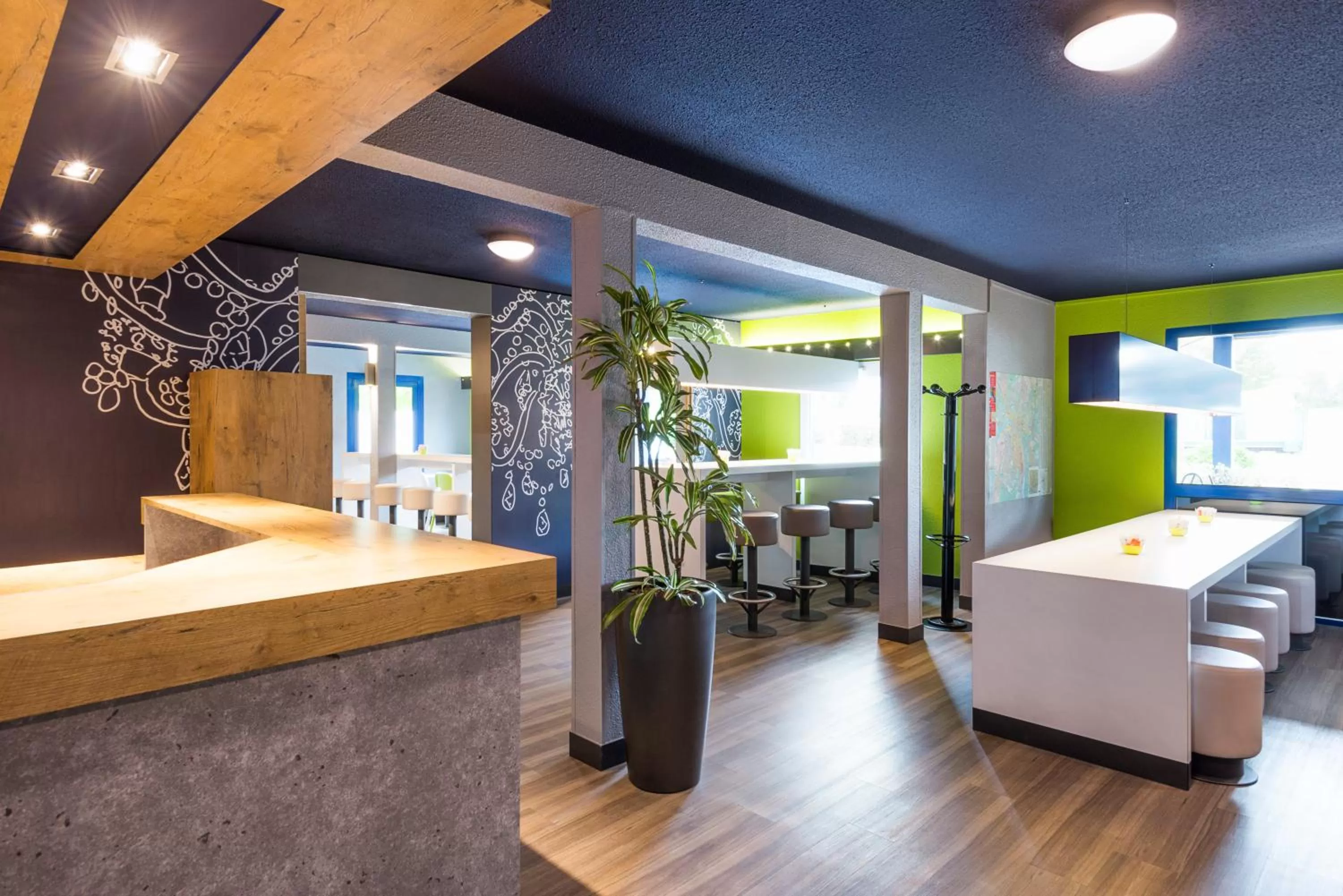 Lobby or reception, Bed in Ibis budget Rouen Petit Quevilly