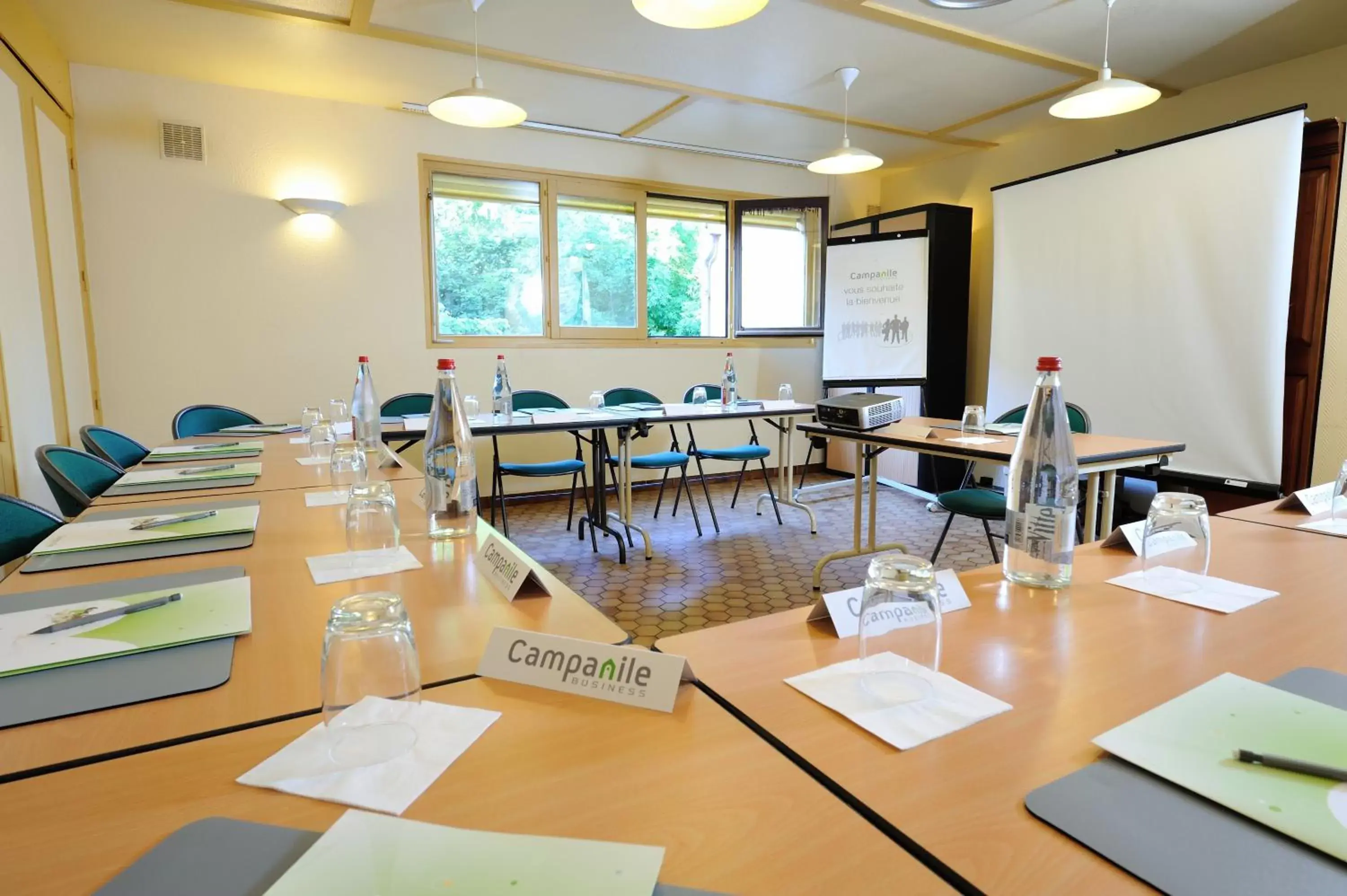 Business facilities, Business Area/Conference Room in Campanile Cholet