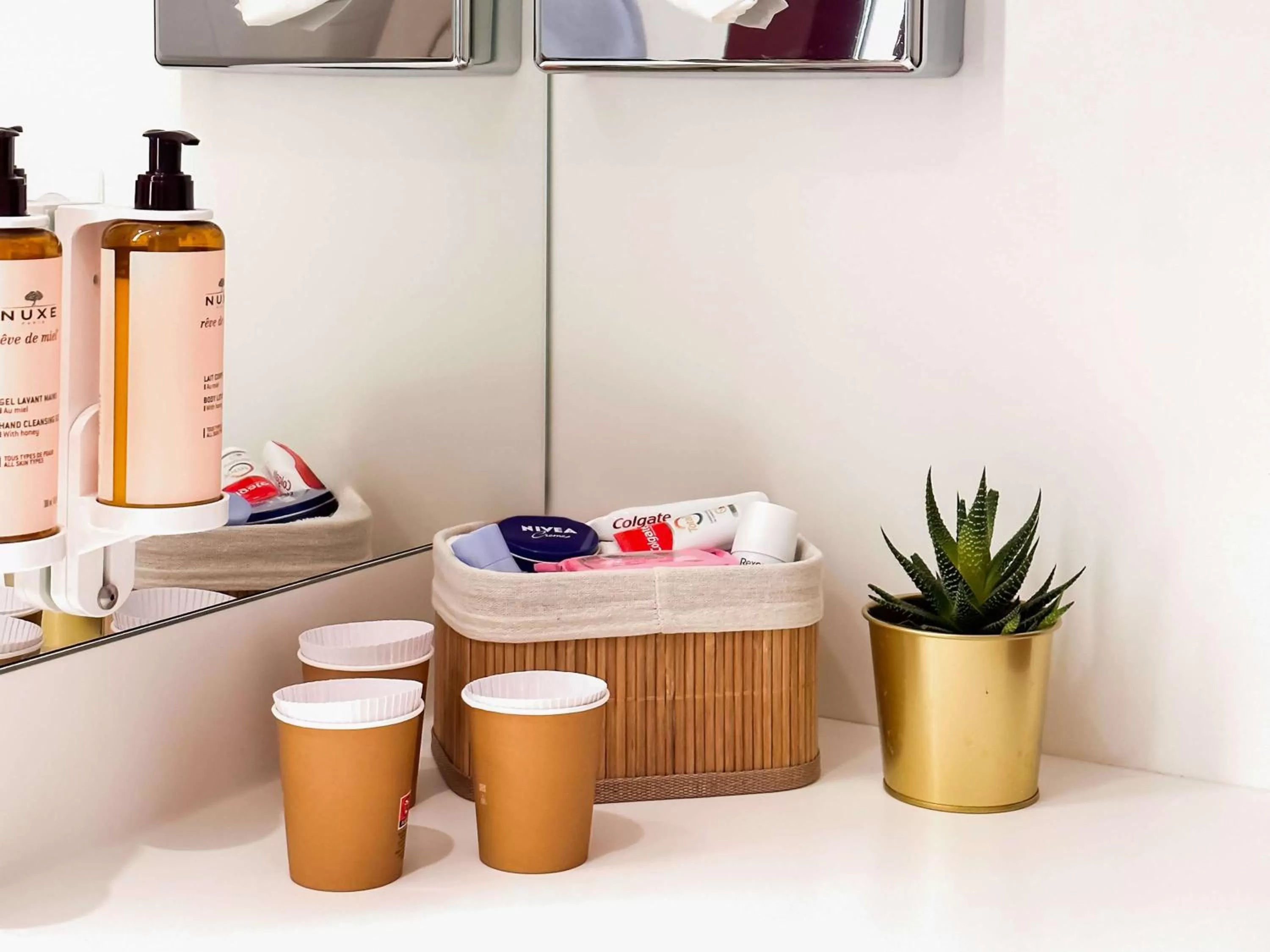 Photo of the whole room, Bathroom in Mercure Reims Centre Cathédrale