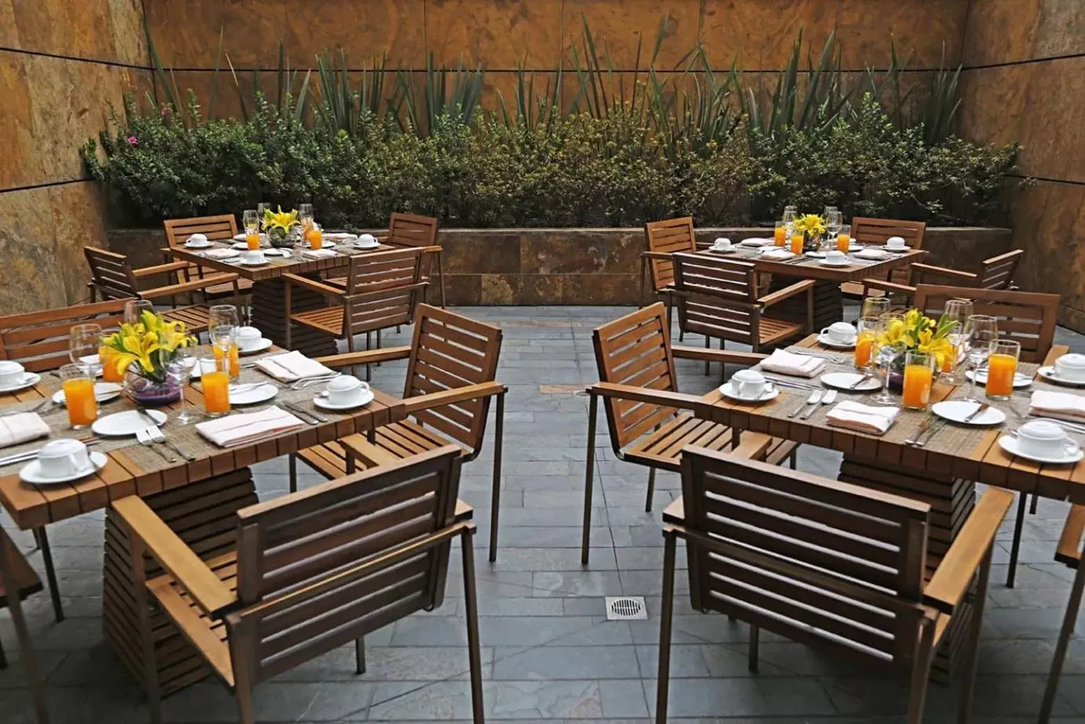 Business facilities, Restaurant/Places to Eat in JW Marriott Hotel Bogotá