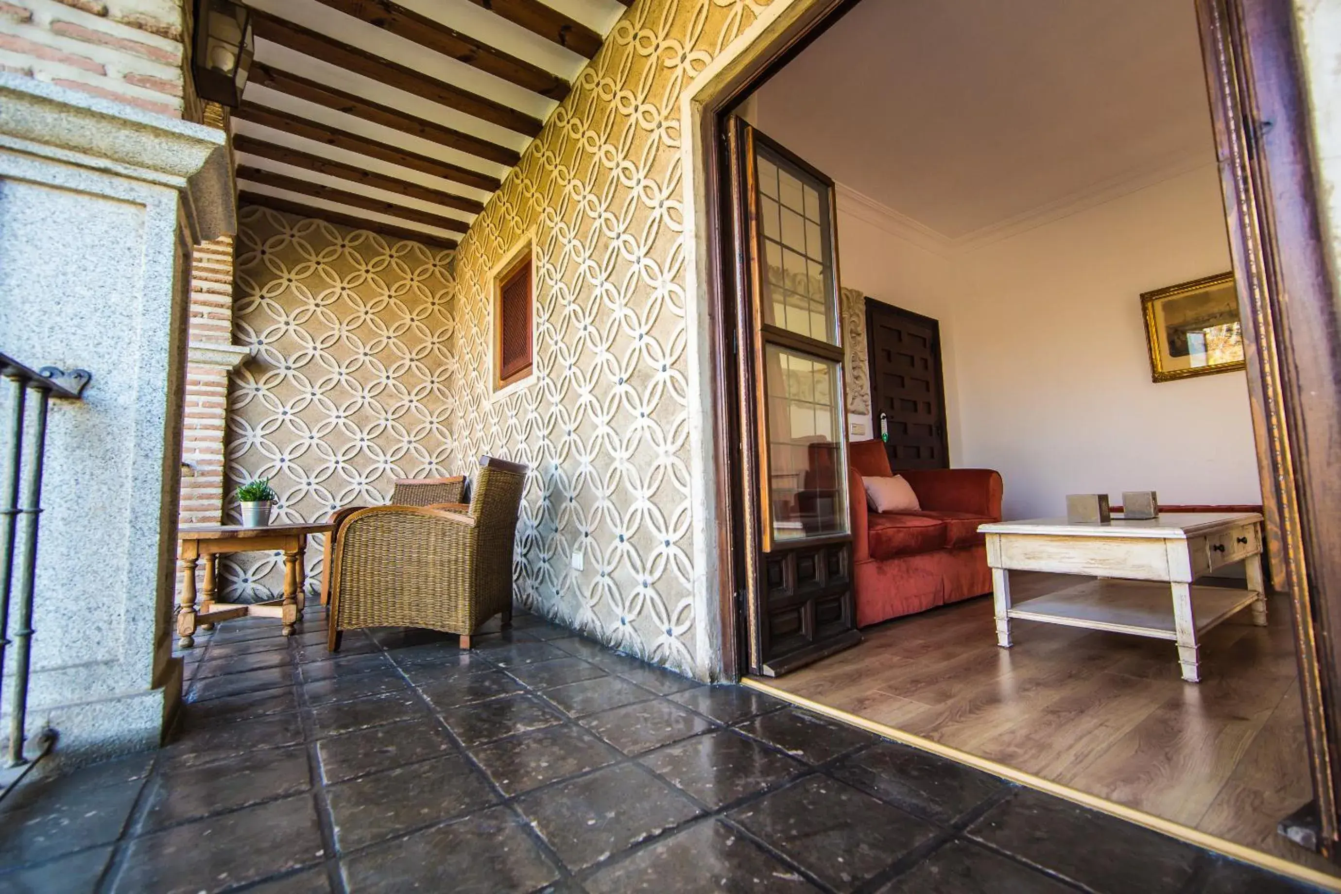 Balcony/Terrace, Seating Area in Hotel Hacienda del Cardenal