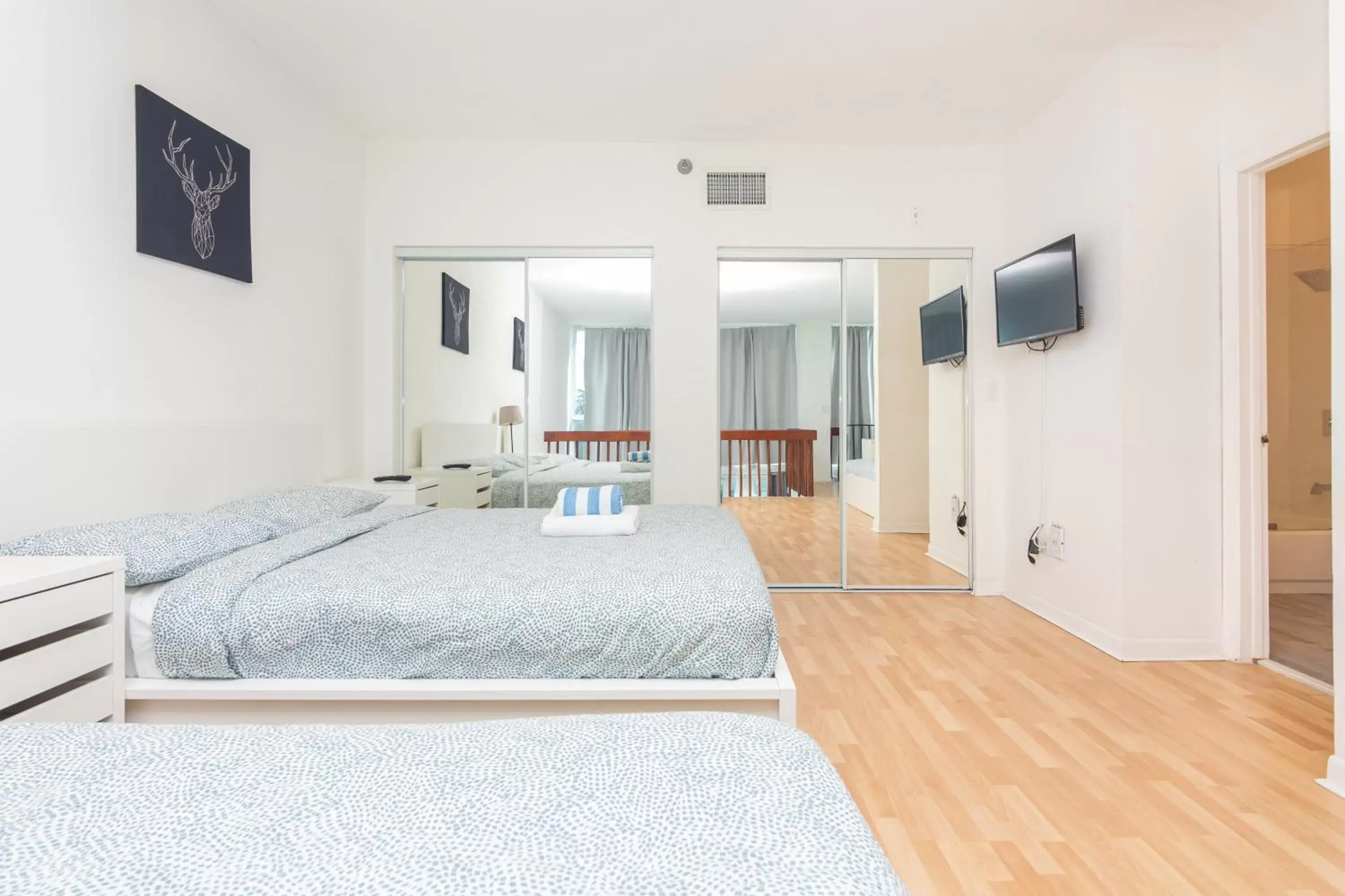 Bed in Girasole Apartments