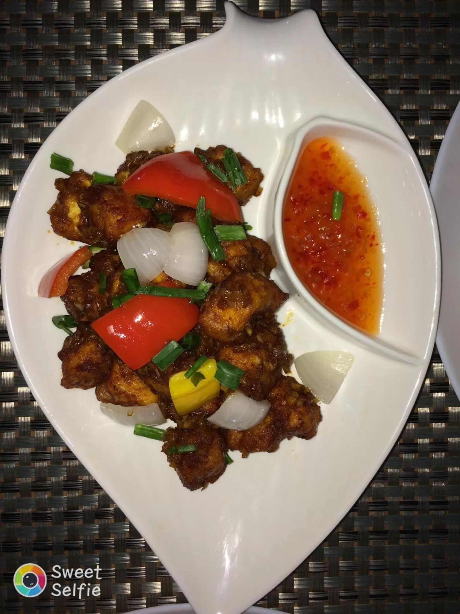 Restaurant/places to eat in ZIBE Salem By GRT Hotels