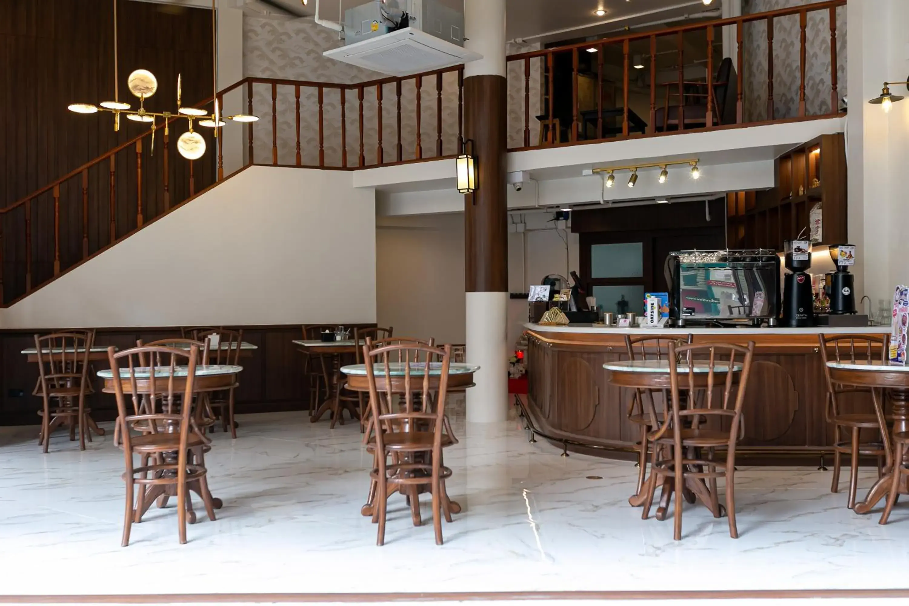 Restaurant/places to eat, Lounge/Bar in Loftel 22 Hostel