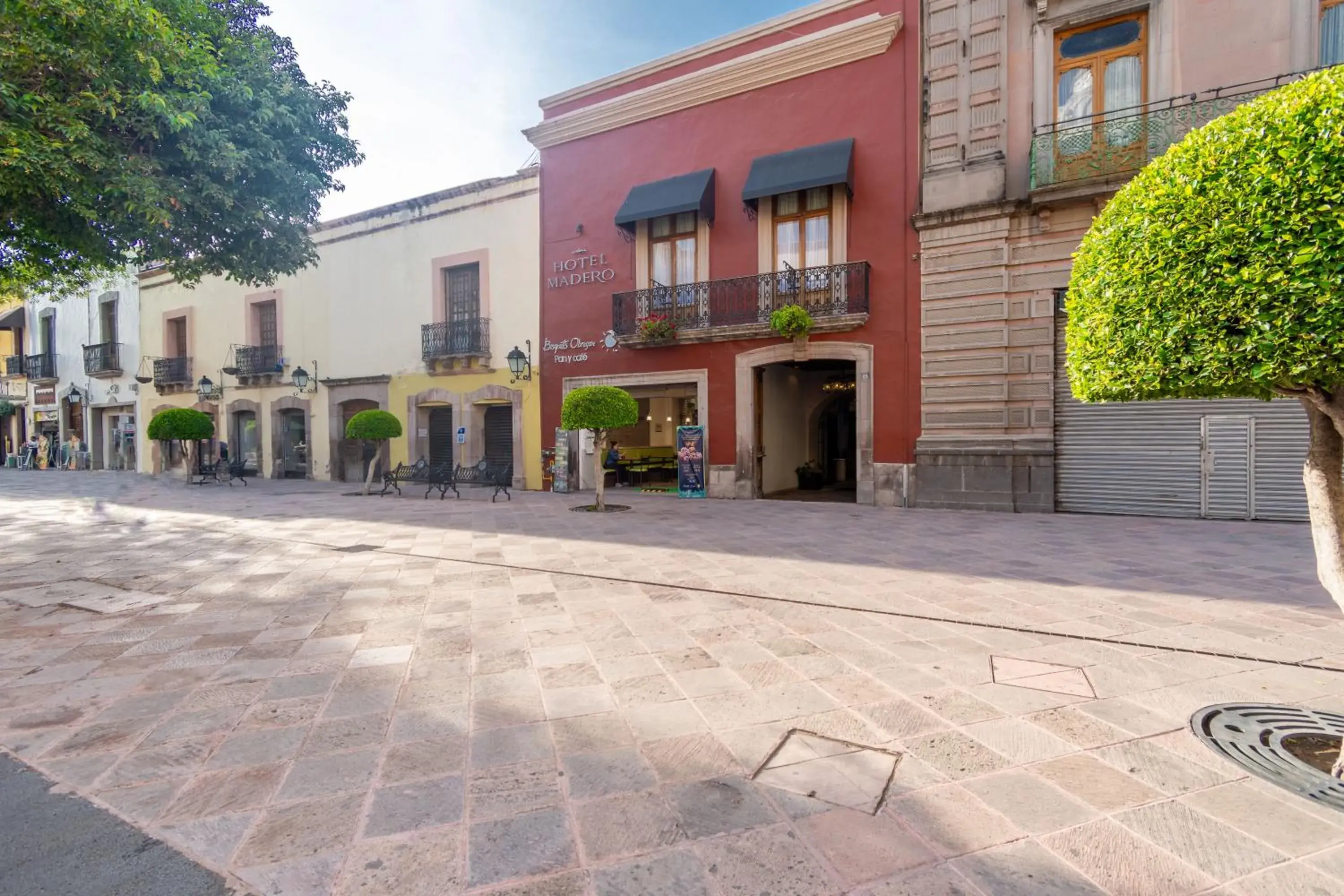 Facade/entrance, Patio/Outdoor Area in Hotel Madero