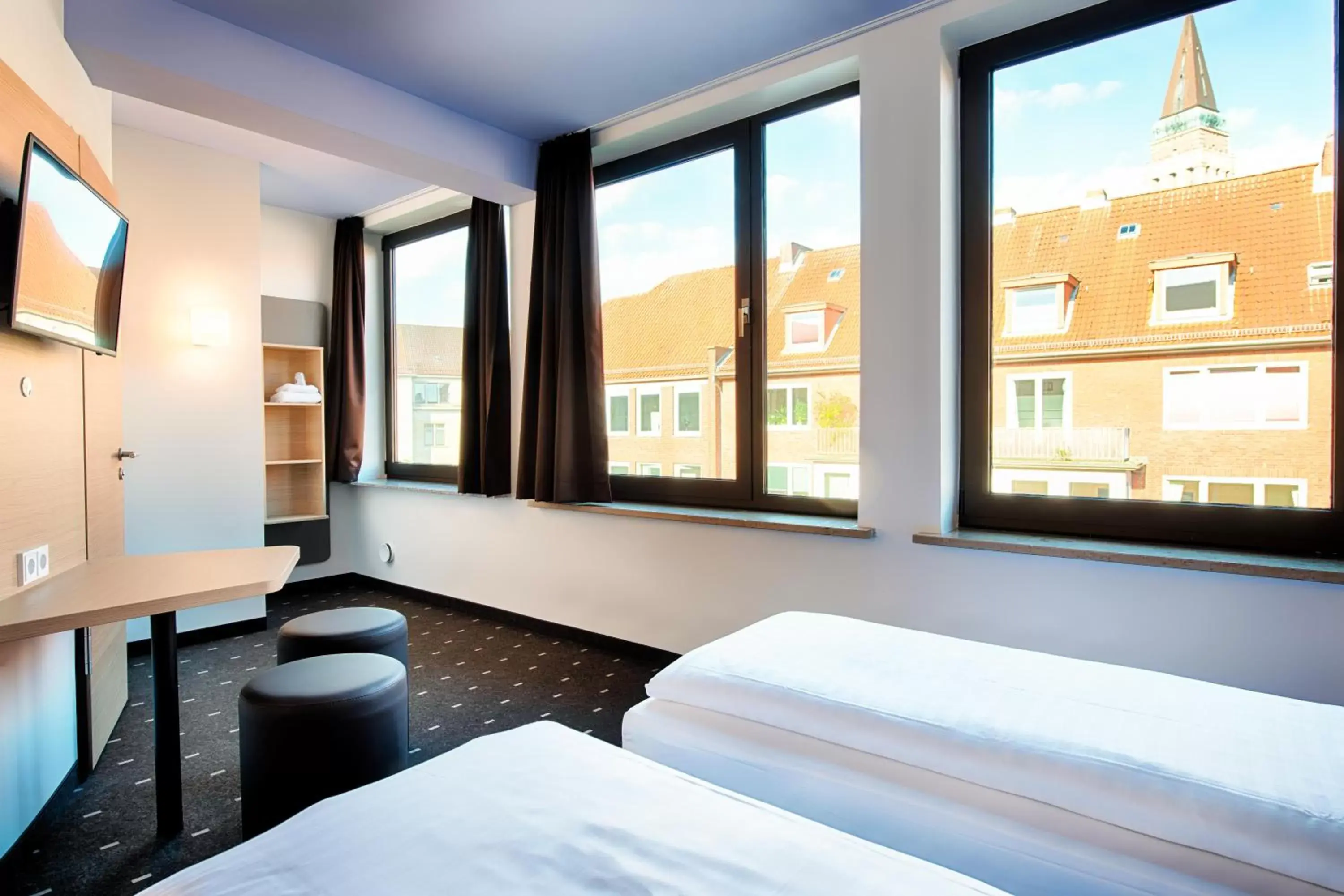 Photo of the whole room in B&B Hotel Kiel-Holstenbrücke