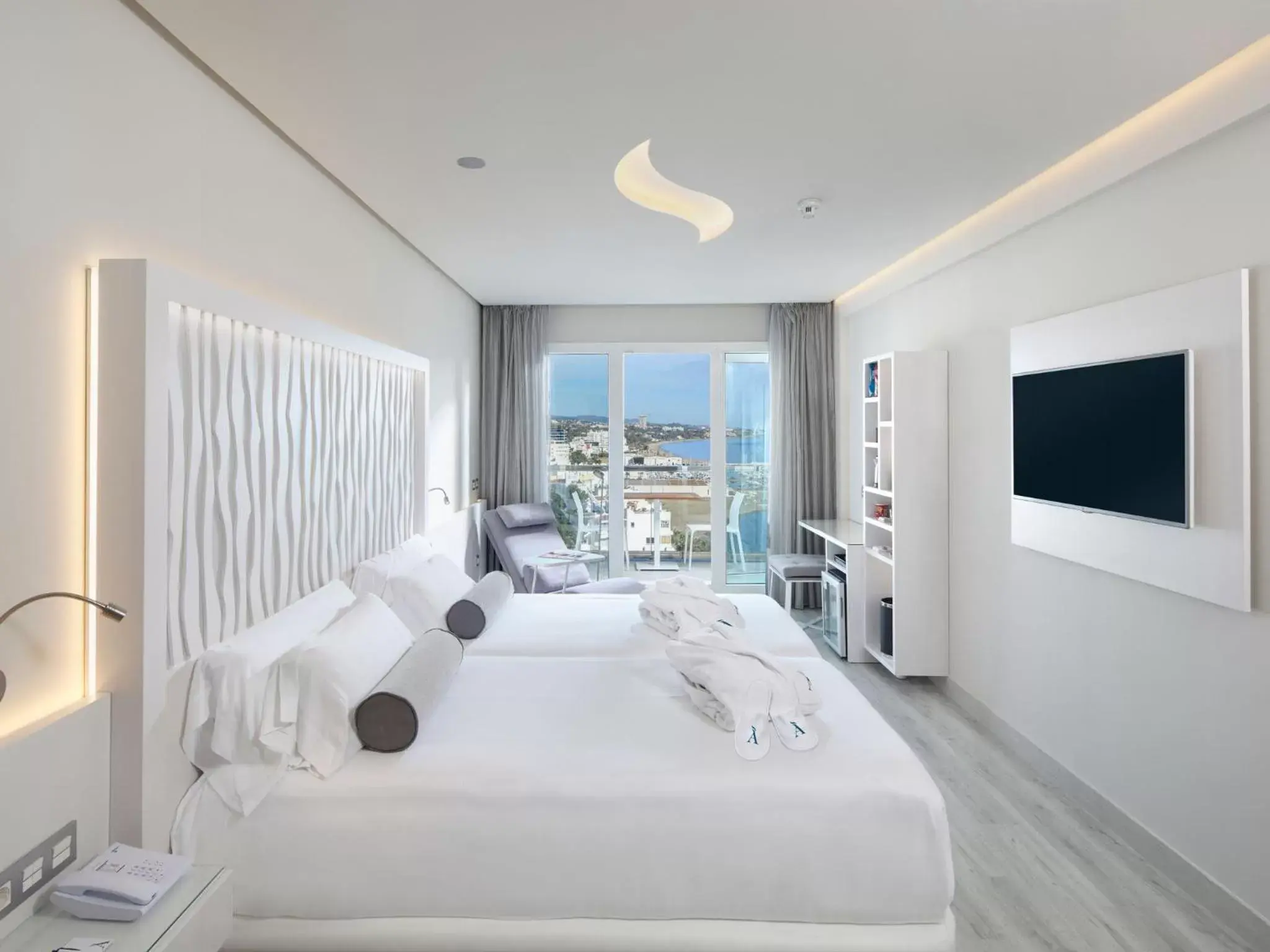 Make it Happen Twin Room in Amàre Beach Hotel Marbella - Adults Only Recommended
