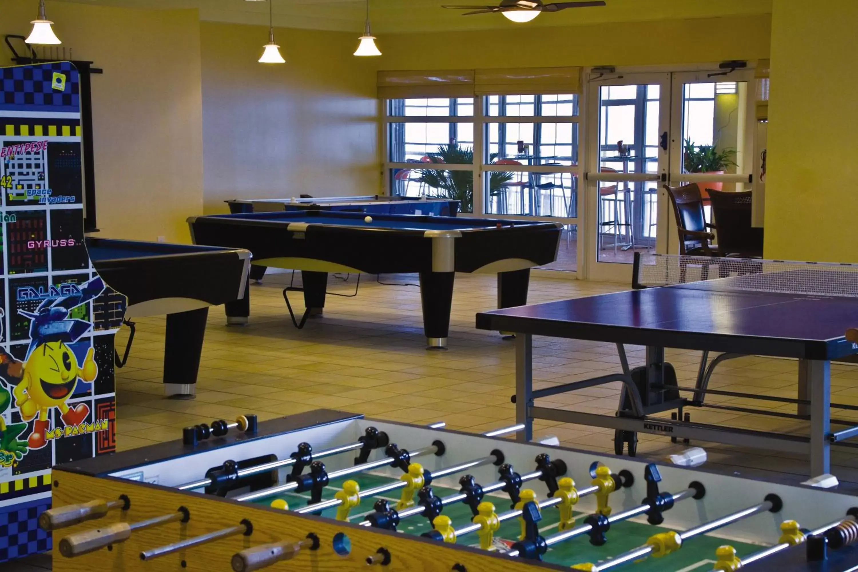 Game Room, Table Tennis in Club Wyndham Ocean Boulevard