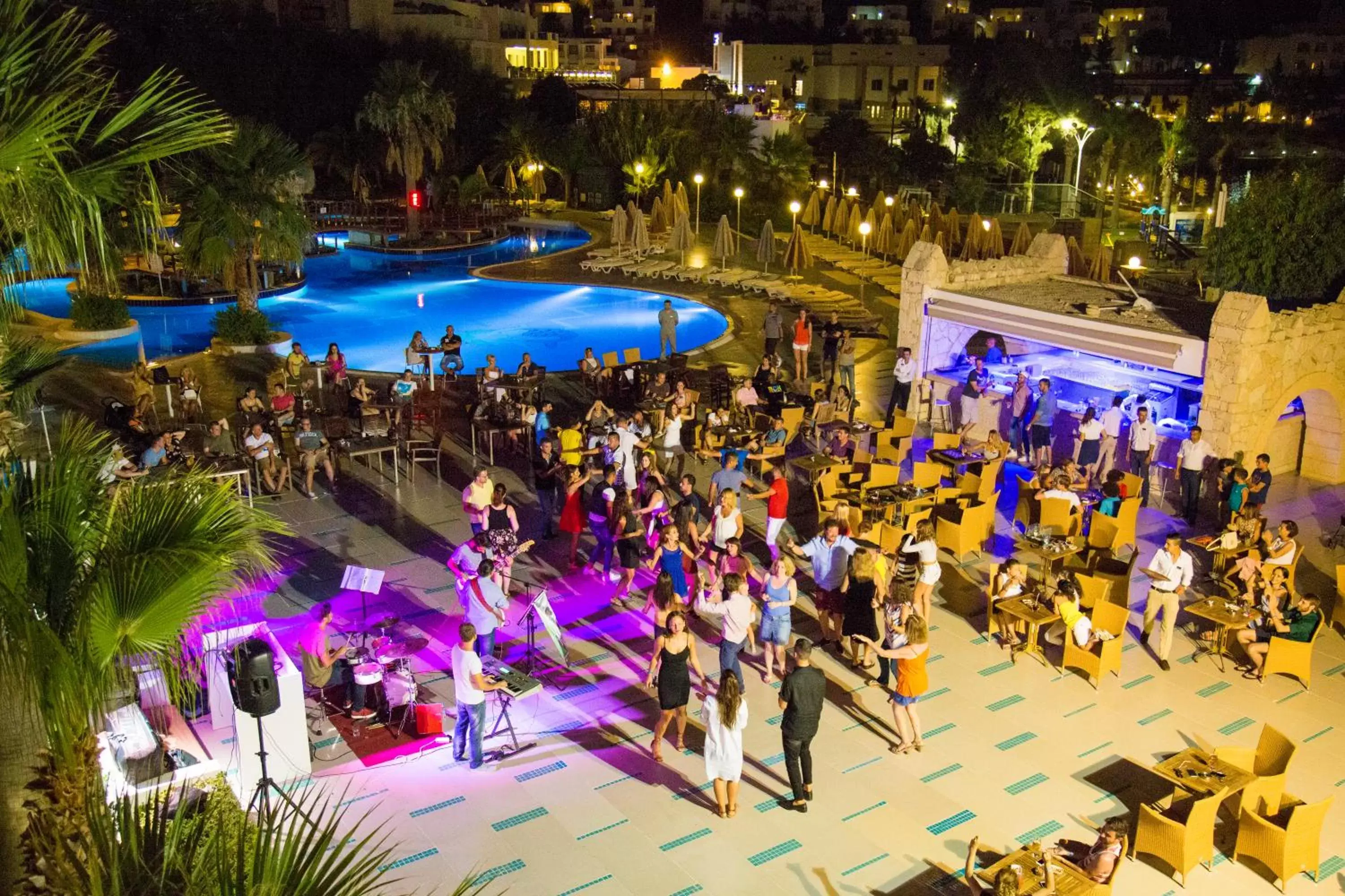 Evening entertainment, Pool View in Salmakis Resort & Spa