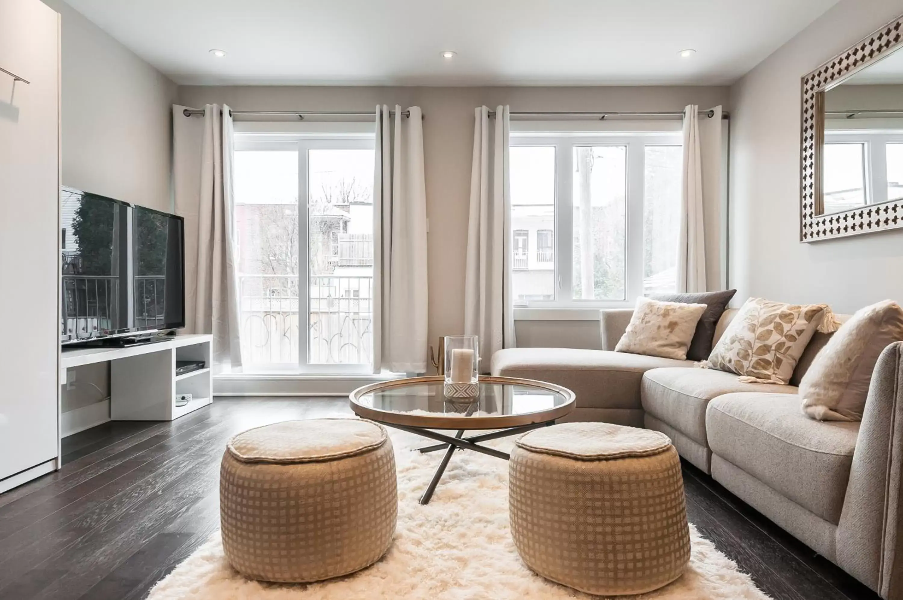 Living room, Seating Area in Parc Avenue Lofts