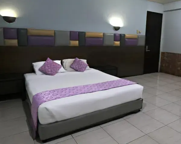 Bed in Hotel Alma
