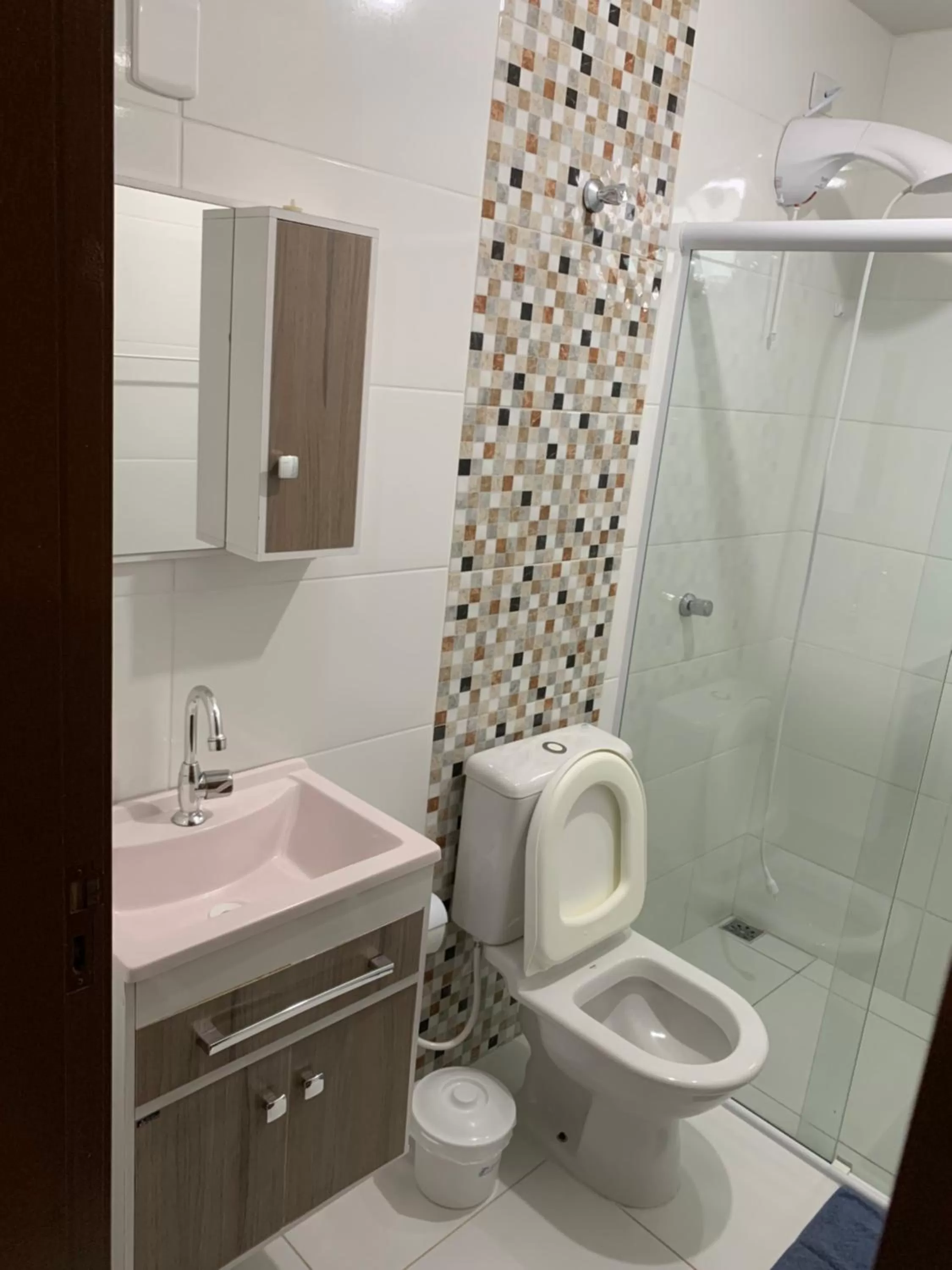 Toilet, Bathroom in Pousada Tio Tonho