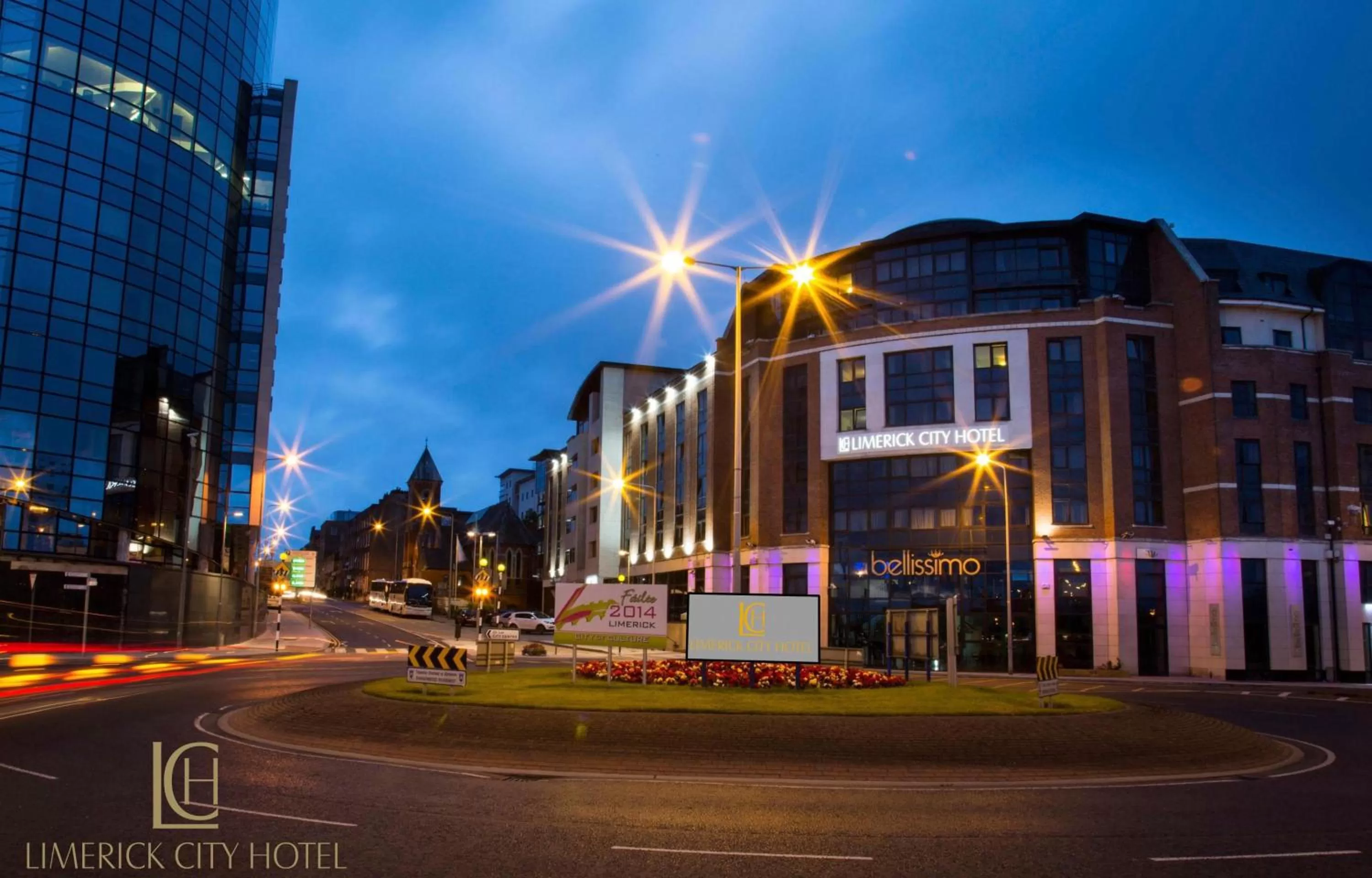 Facade/entrance in Limerick City Hotel