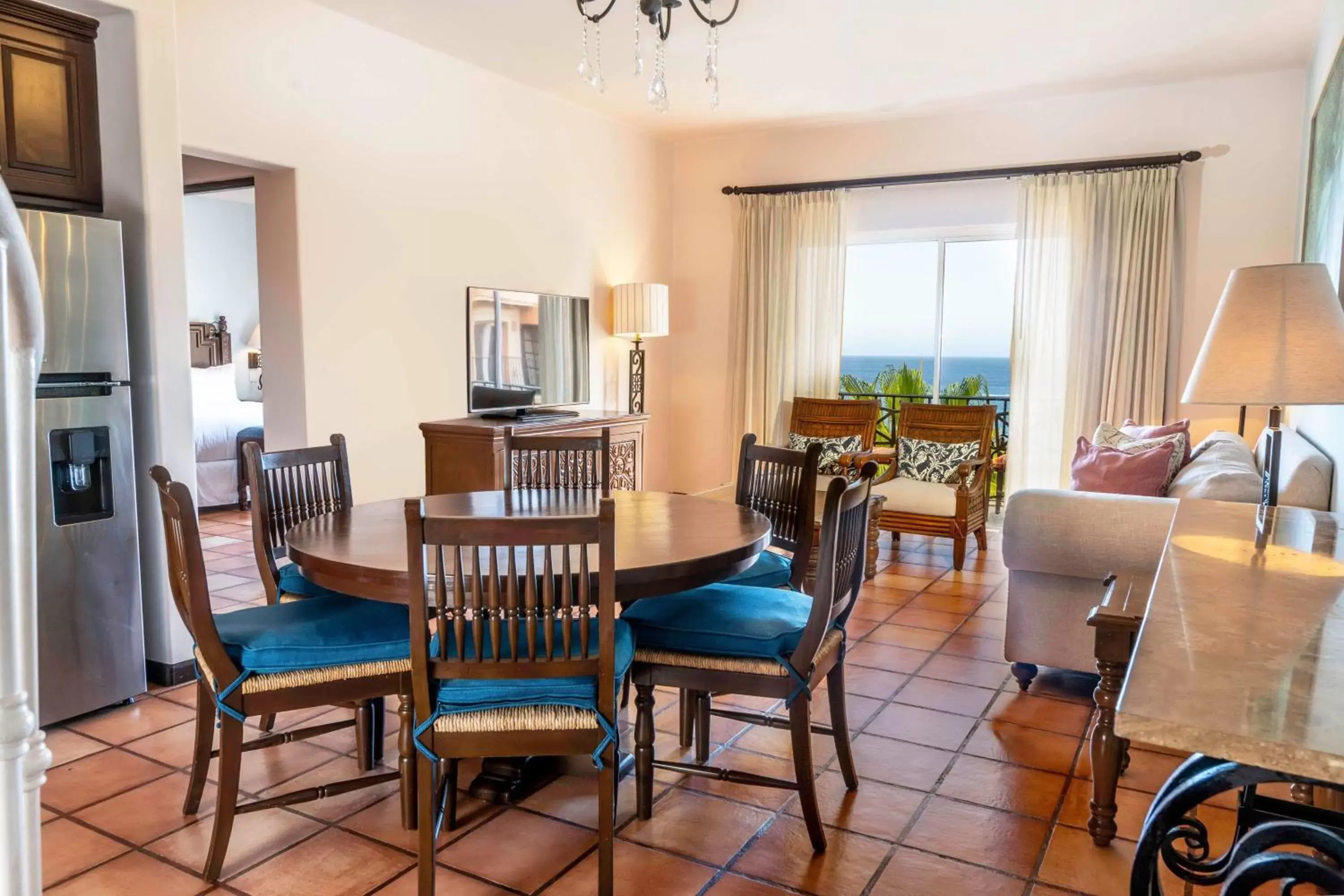 Photo of the whole room, Seating Area in Hacienda del Mar Los Cabos