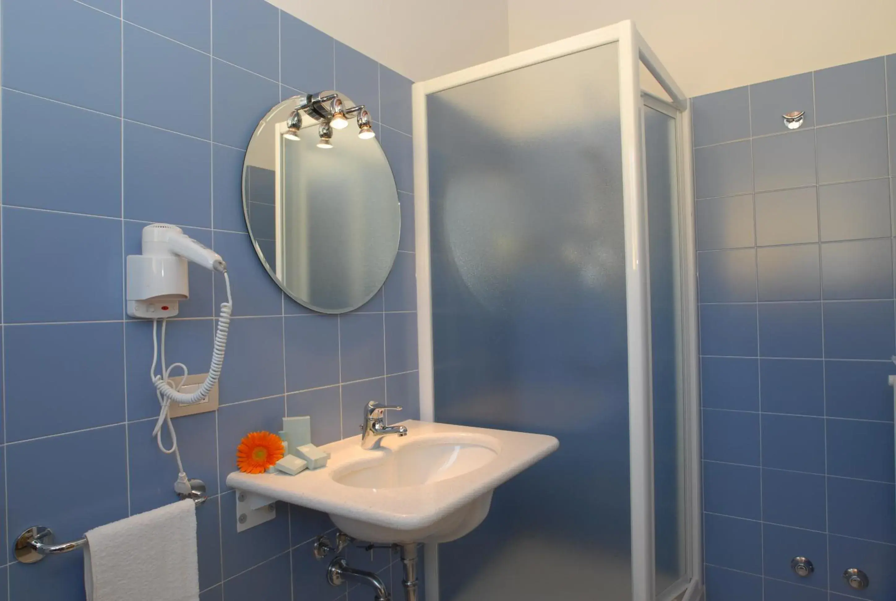 Bathroom in Villa Aretusi