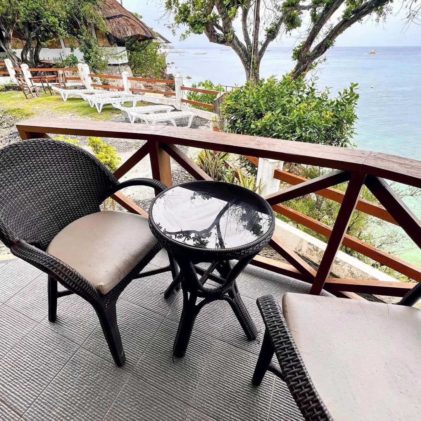 Pescador View - Beach Resort & Restaurant