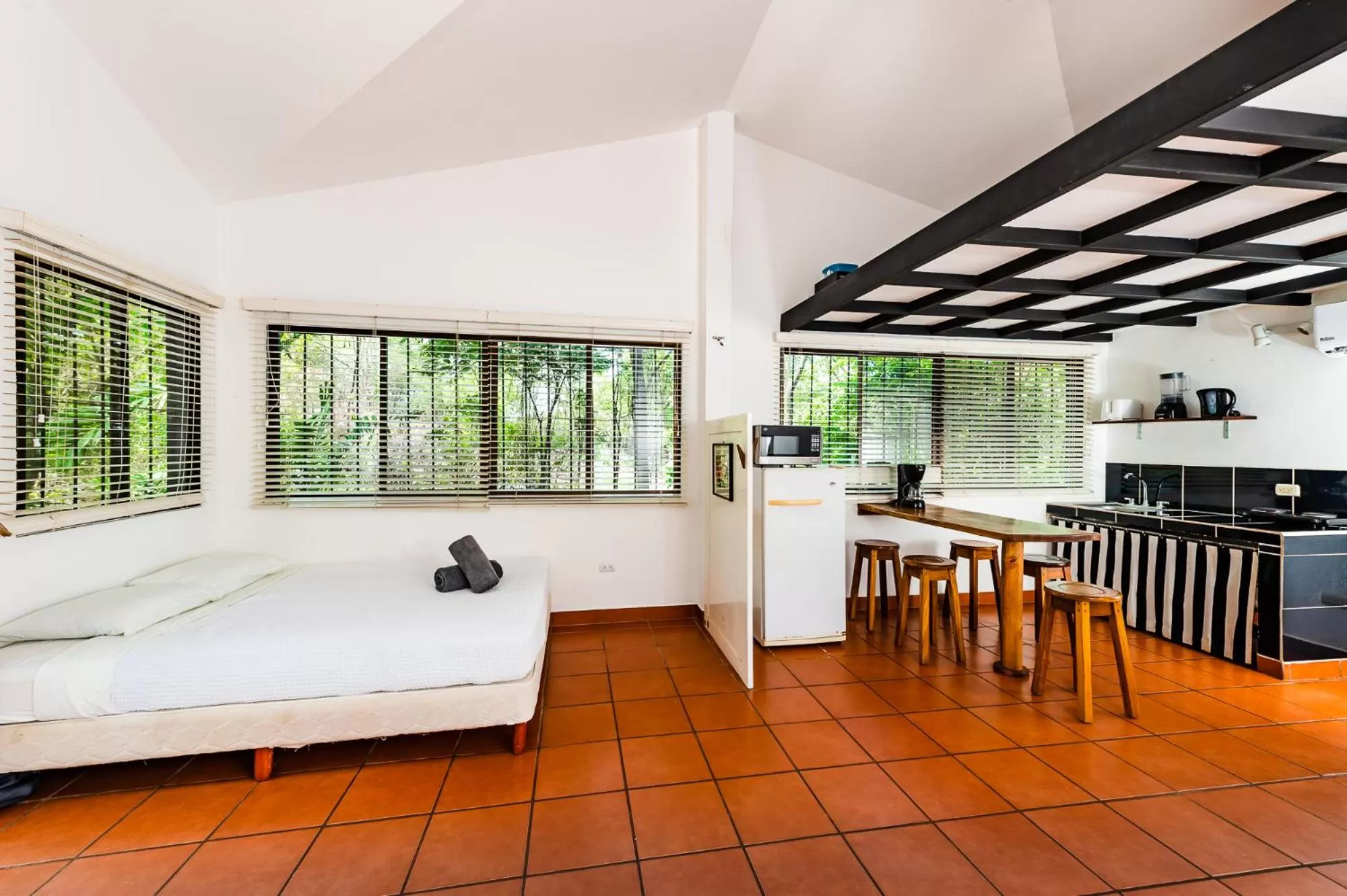 Photo of the whole room, Bed in Hotel Gardenia Tamarindo