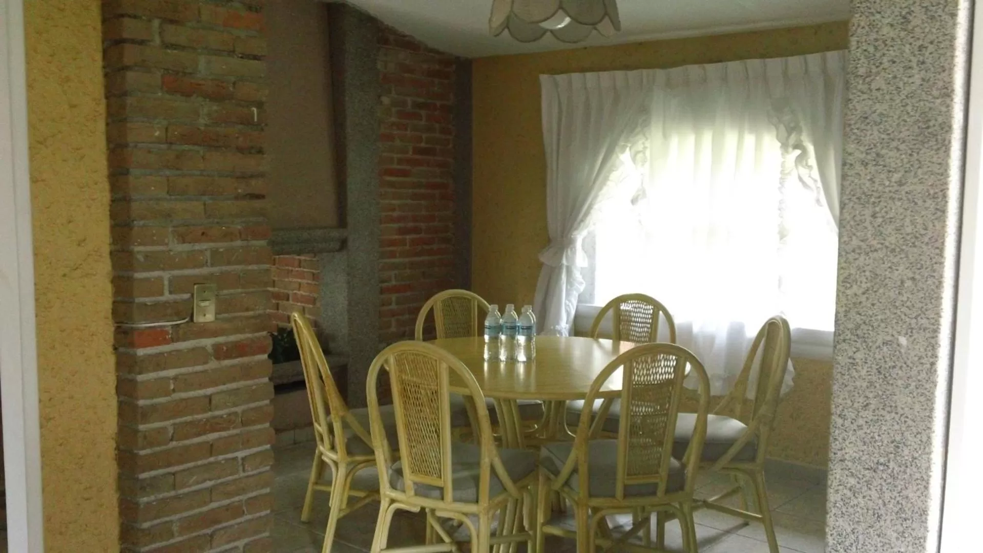Dining area in Hotel Villa Monarca Inn