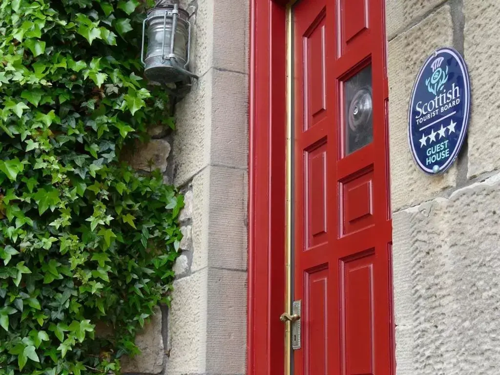 Property building, Property Logo/Sign in Norland B & B