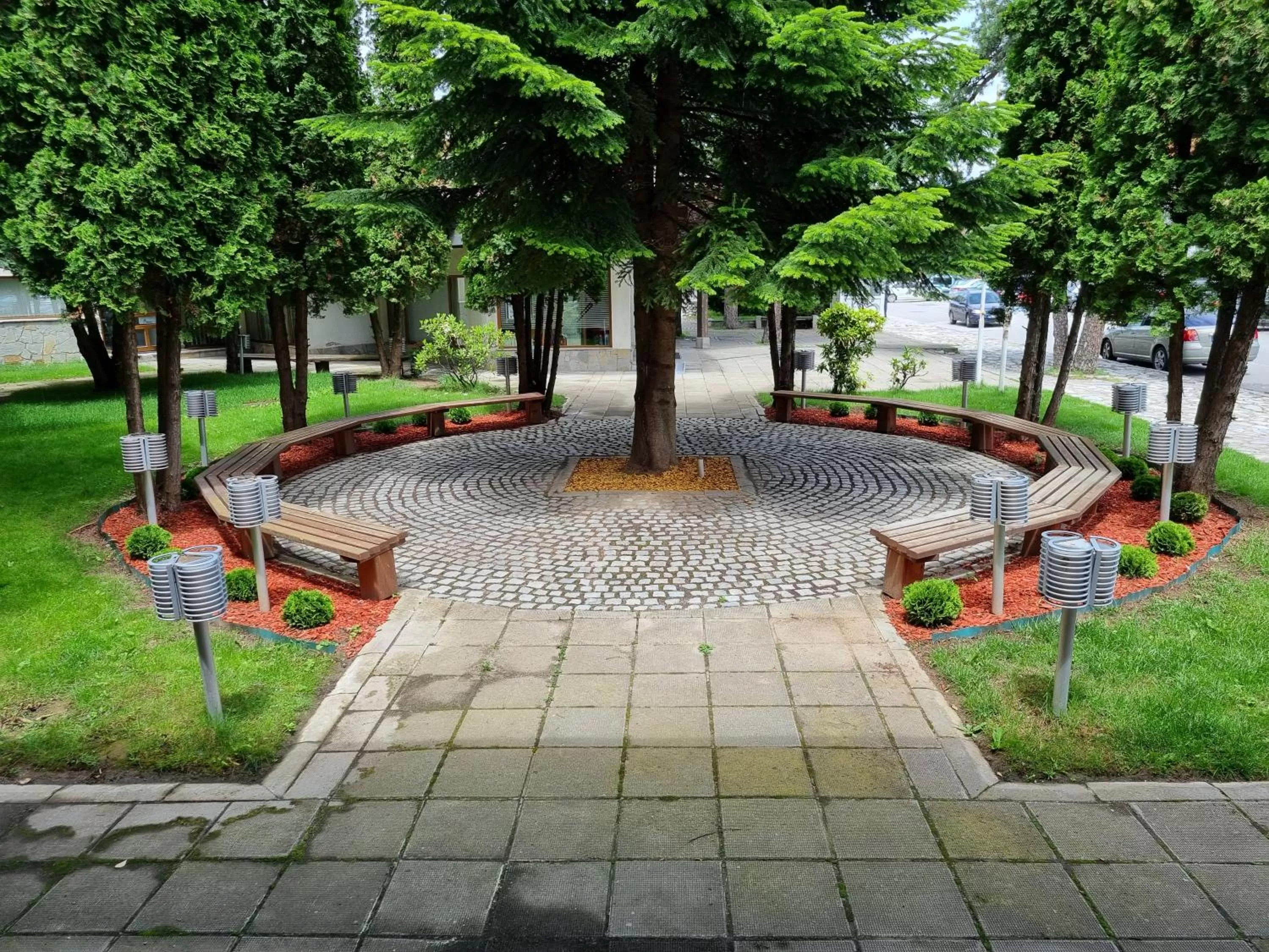 Facade/entrance in Hotel Pirin