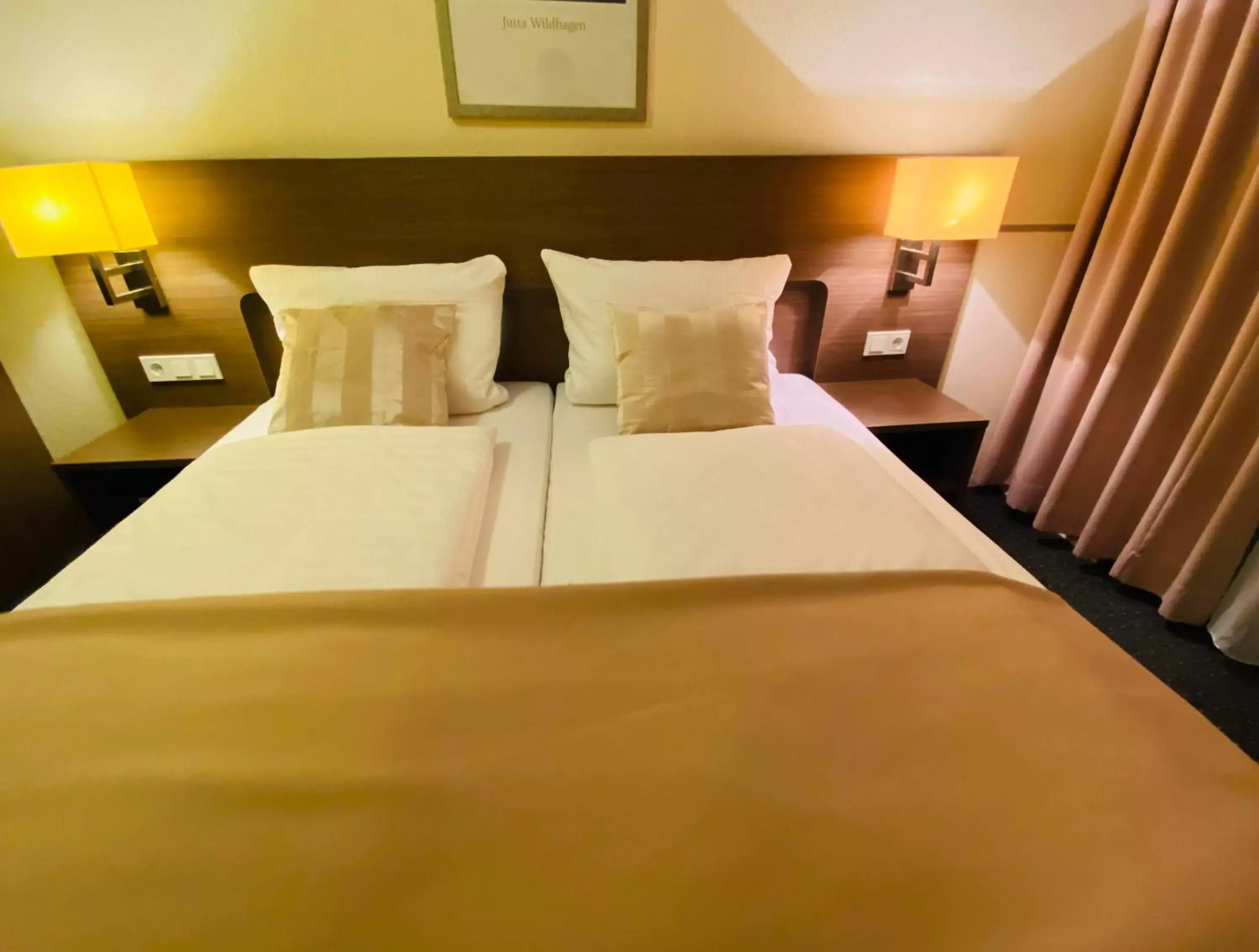 Bed in Hotel Hansehof Bed in Hotel Hansehof