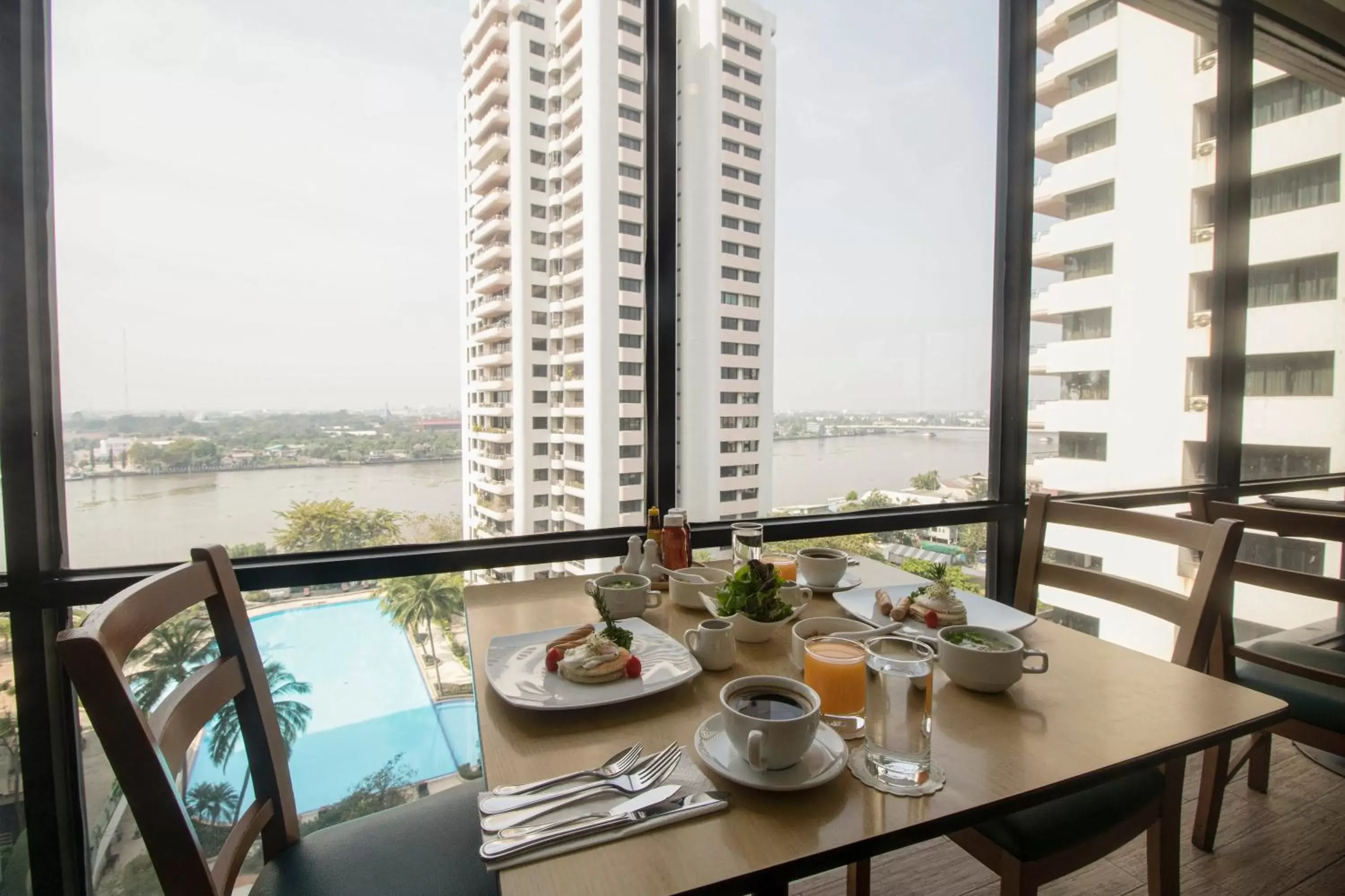 Restaurant/places to eat in Riverine Place Hotel and Residence Restaurant/places to eat in Riverine Place Hotel and Residence