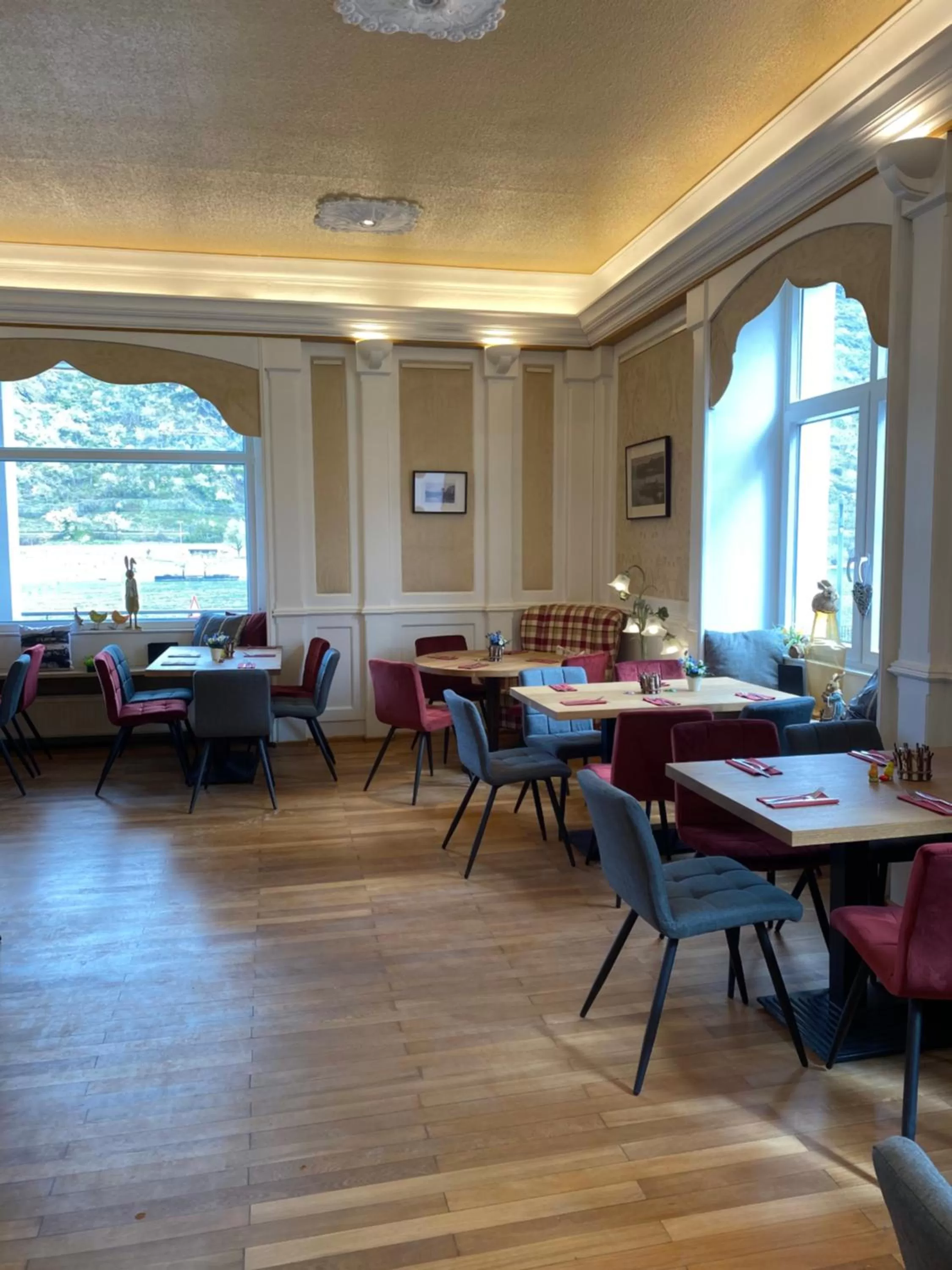 Restaurant/Places to Eat in Pension Zur Fähre