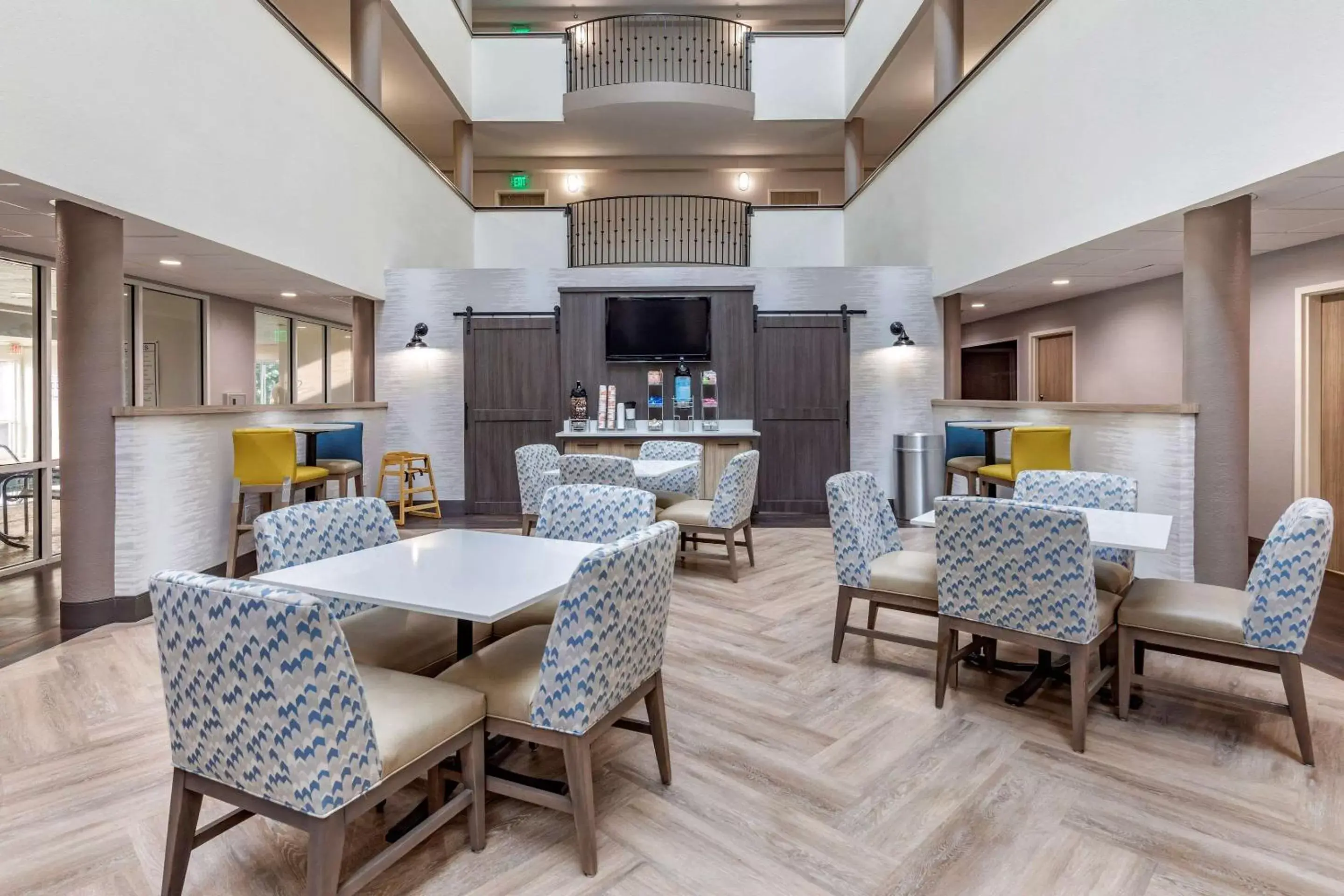 Restaurant/places to eat in Comfort Suites Anderson-Clemson Restaurant/places to eat in Comfort Suites Anderson-Clemson