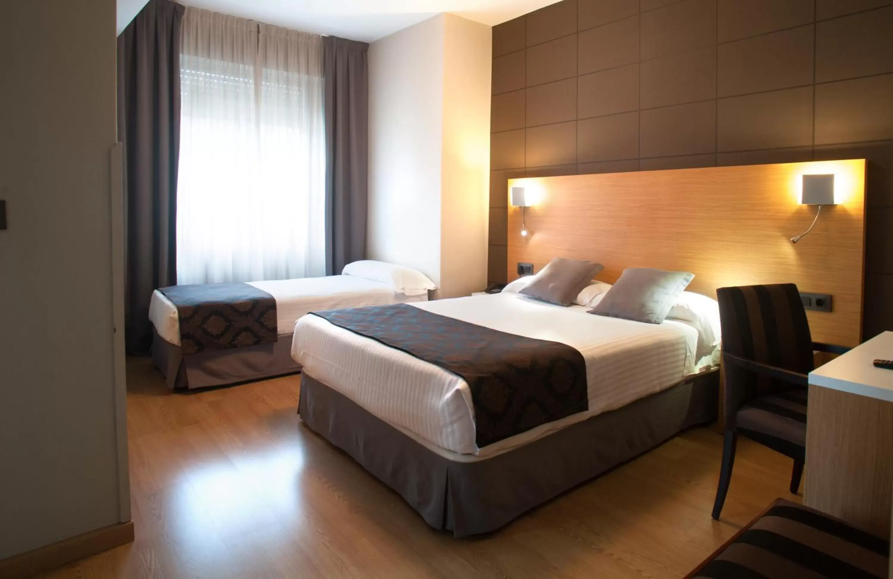 Bedroom, Bed in Hotel Universal