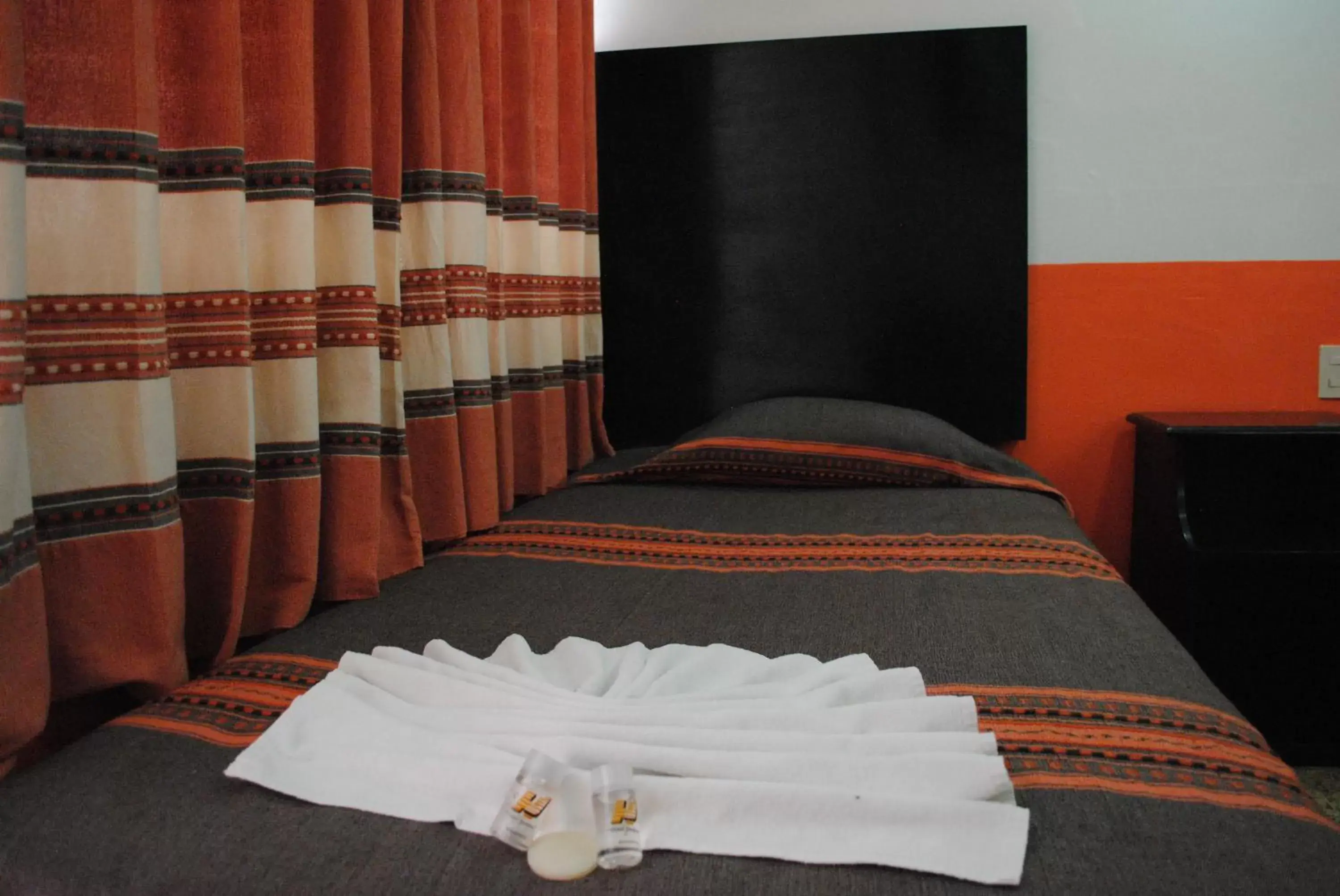 Bedroom, Bed in Hotel Jiménez