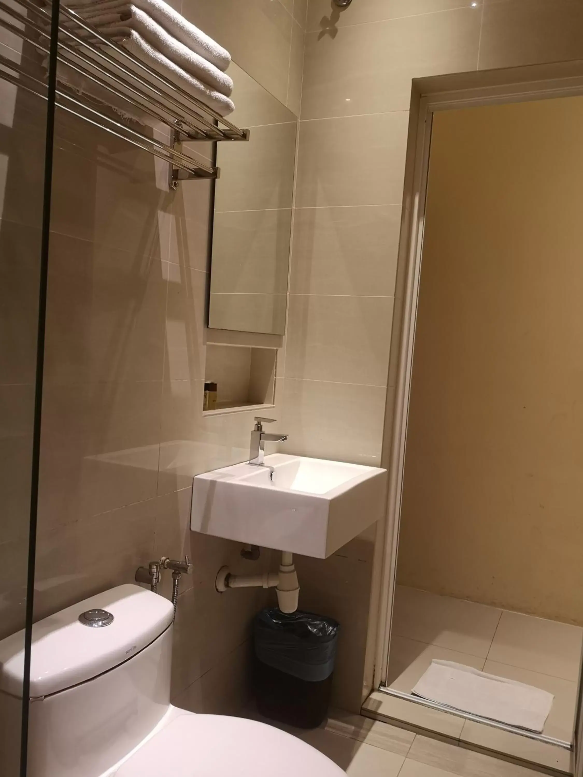 Bathroom in The V Hotel